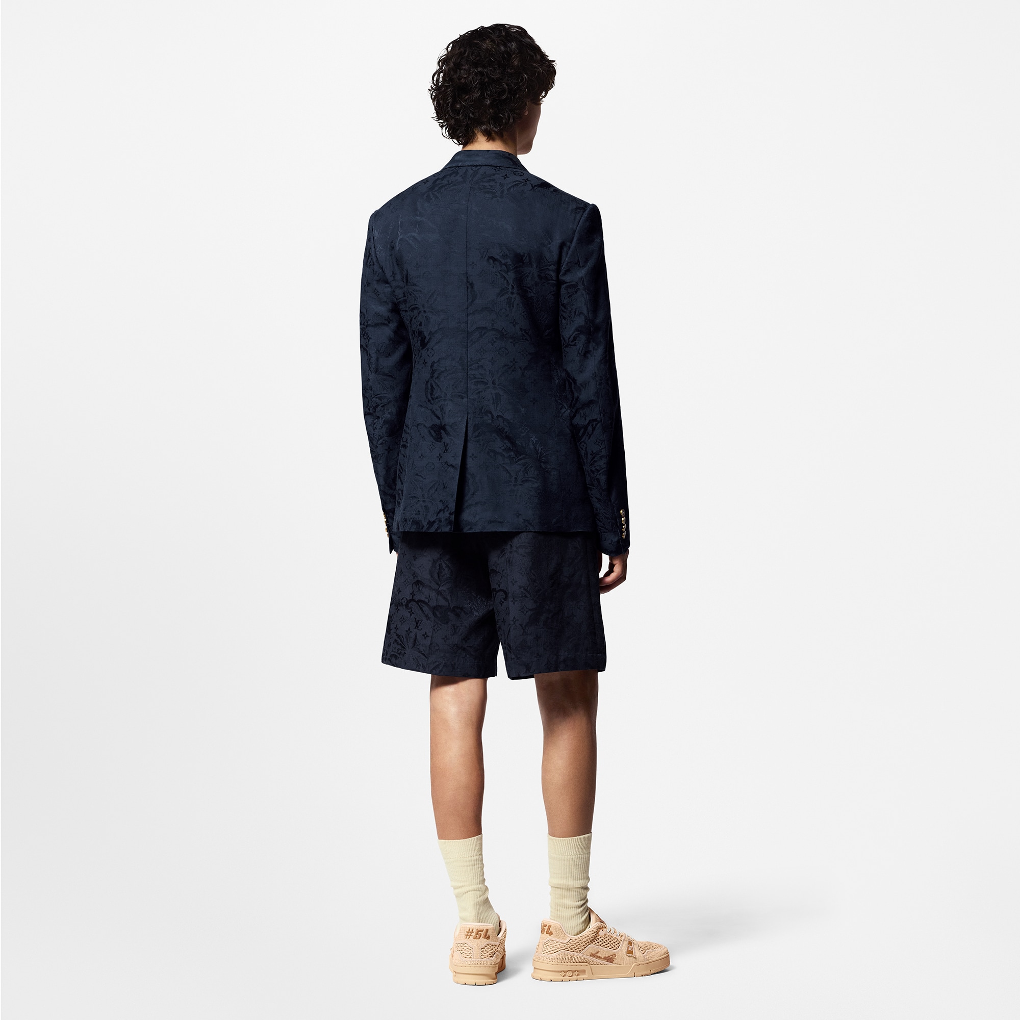 LV} - LV - LV男士高级成衣 | 路易威登LOUIS VUITTON官网 (产品缩放)