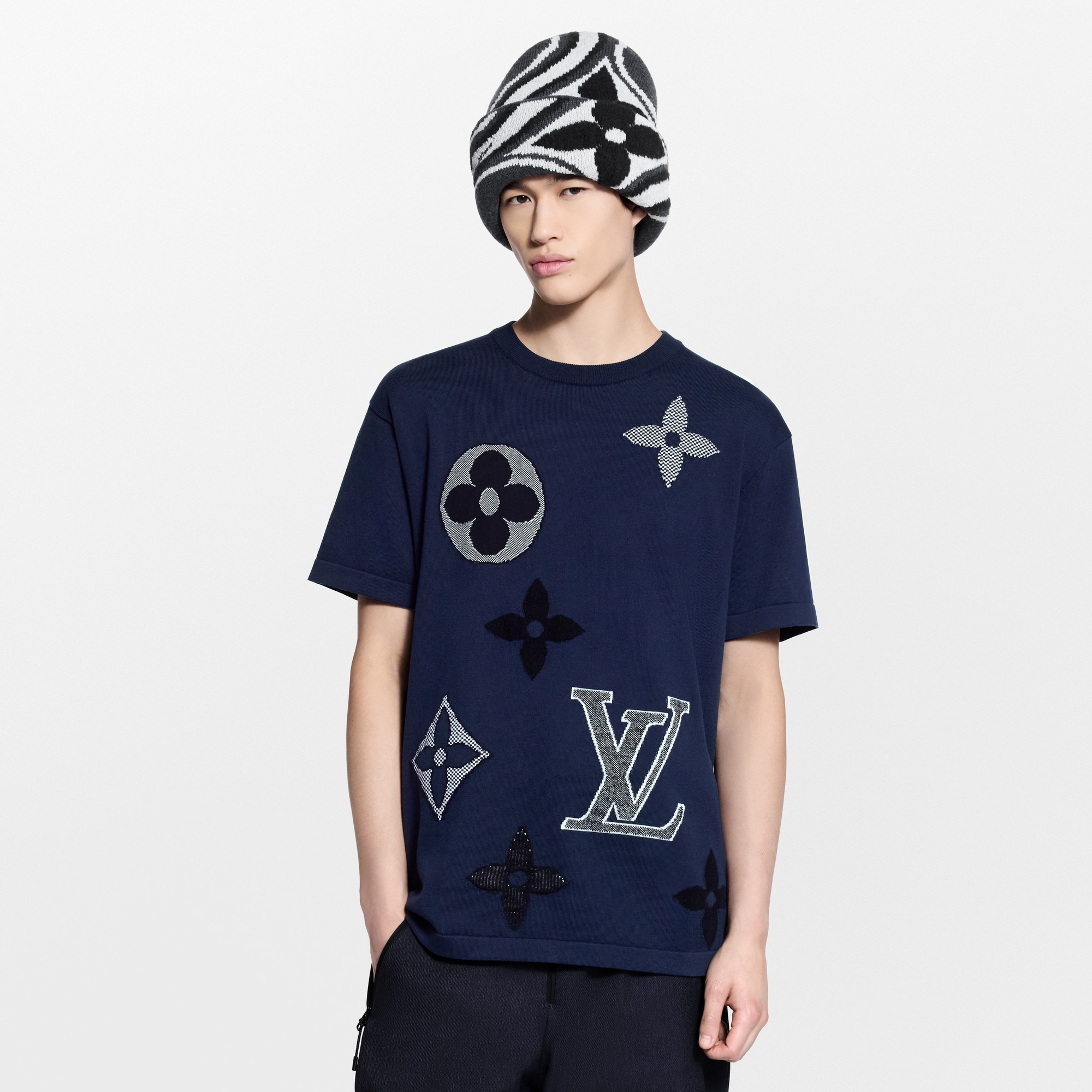 LV} - LV - LV新品系列男士 | 路易威登LOUIS VUITTON官网 (产品缩放)