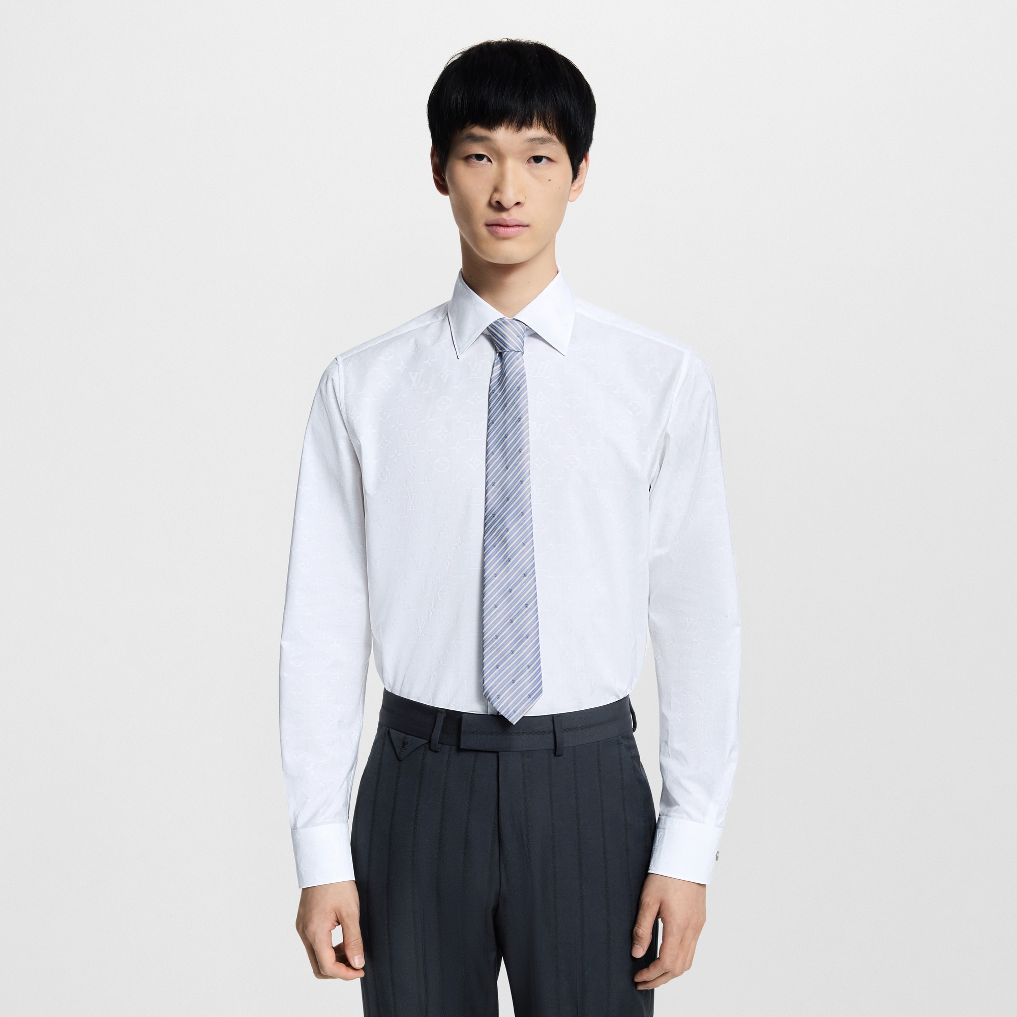 LV} - LV - LV男士高级成衣 | 路易威登LOUIS VUITTON官网 (产品缩放)