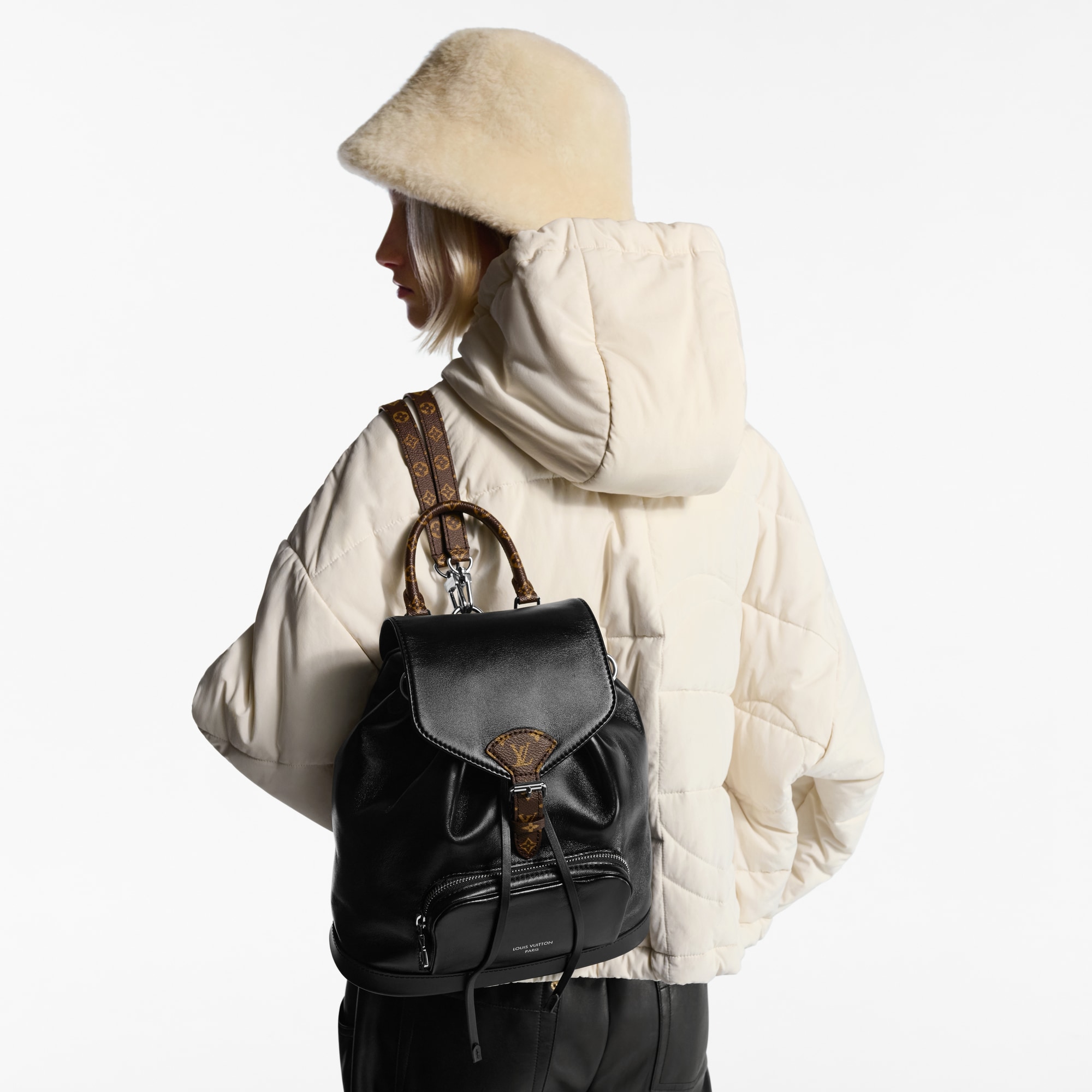 LV} - LVH34 - LV女士时尚手袋 | 路易威登LOUIS VUITTON官网 (产品缩放)