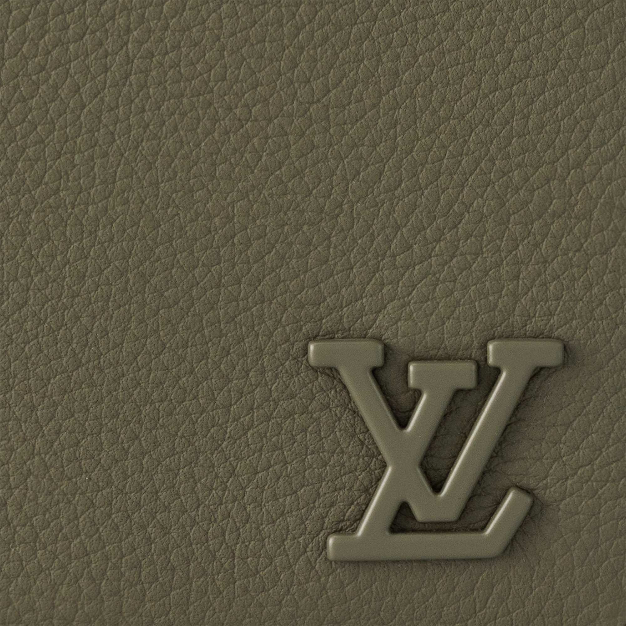 LV} - LVLV Aerogram - LV男士小型皮具 | 路易威登LOUIS VUITTON官网 (产品缩放)