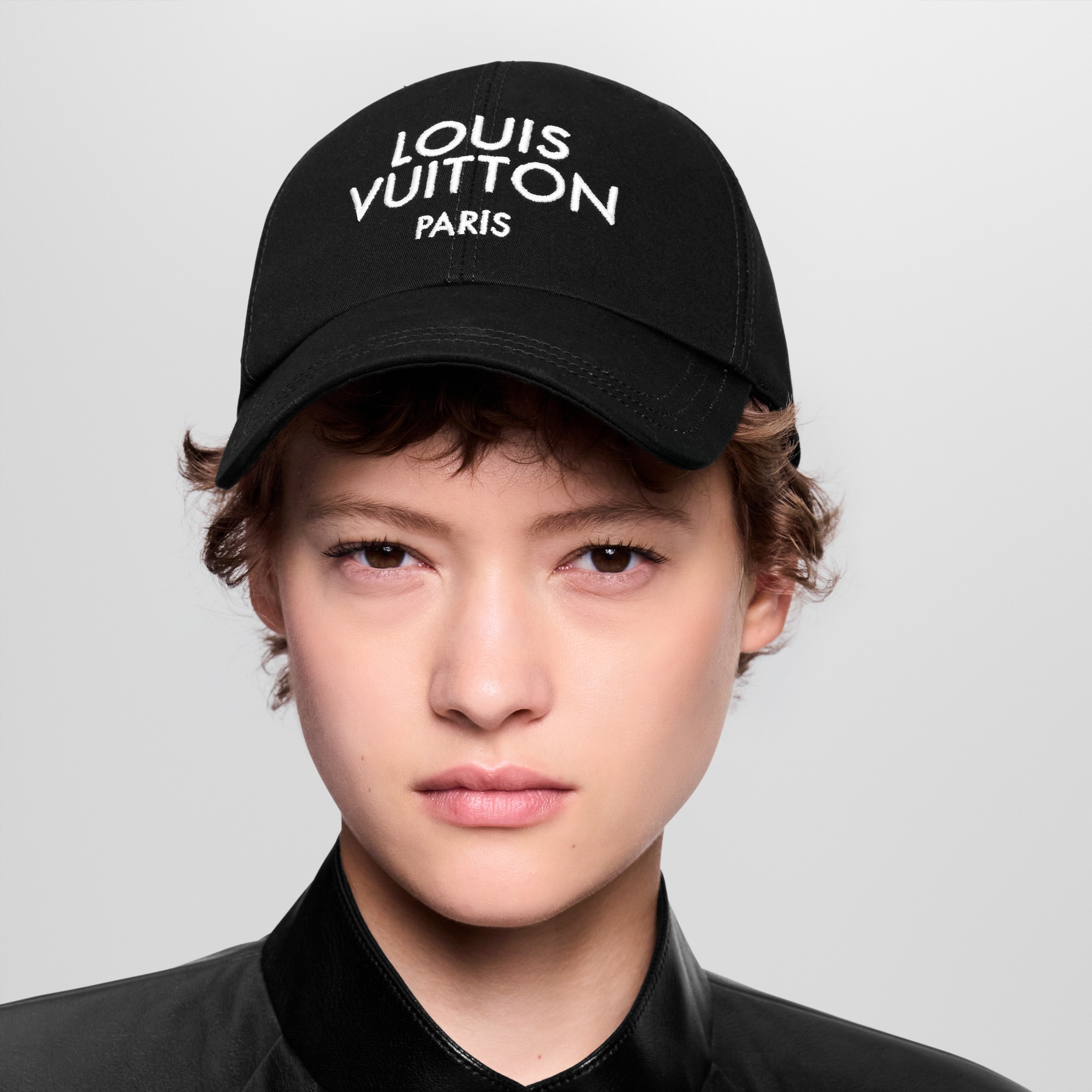 LV} - LVS00 - LV女士灵动配饰 | 路易威登LOUIS VUITTON官网 (产品缩放)