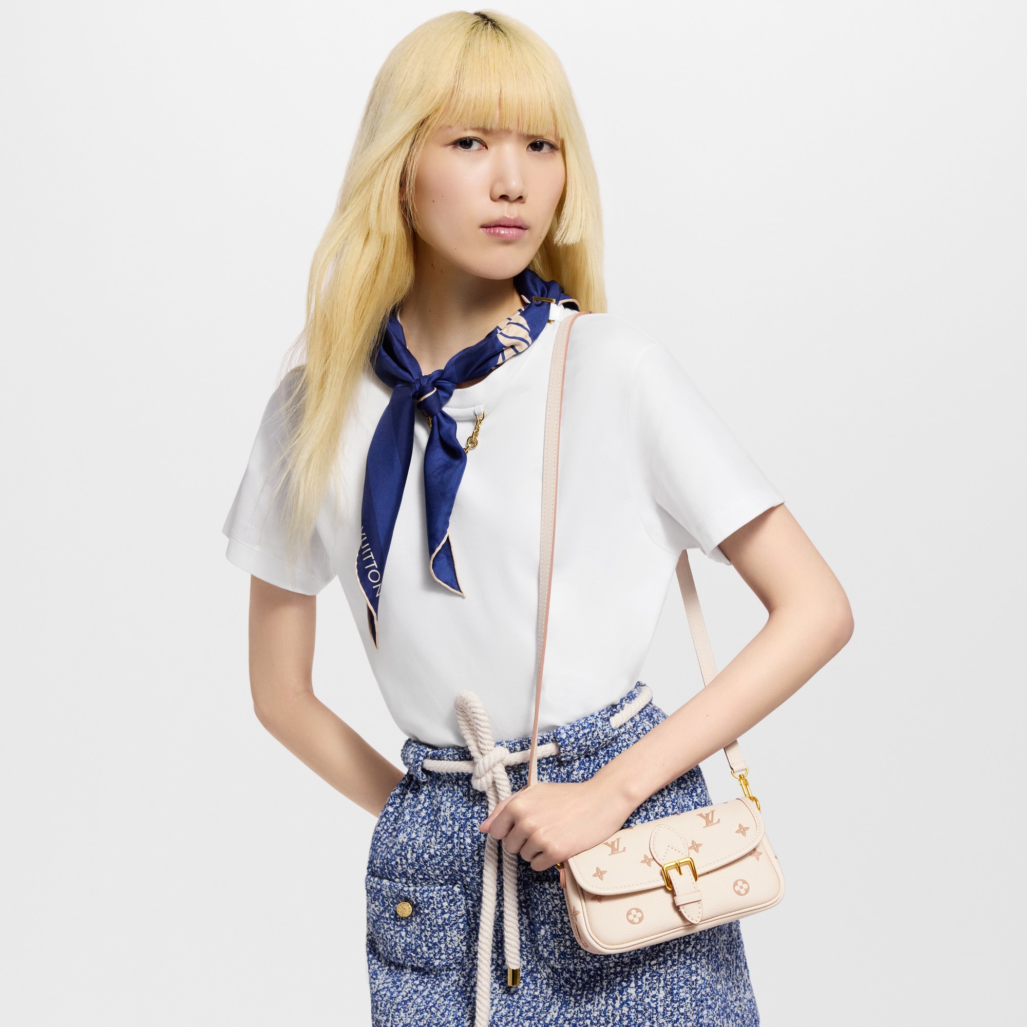 LV} - LVMonogram Empreinte - LV女士小型皮具 | 路易威登LOUIS VUITTON官网 (产品缩放)