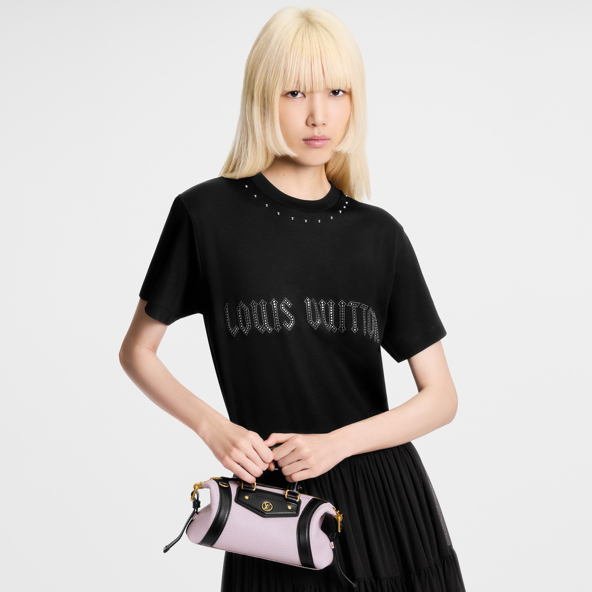 LV} - LVH27 - LV女士小型皮具 | 路易威登LOUIS VUITTON官网 (产品缩放)