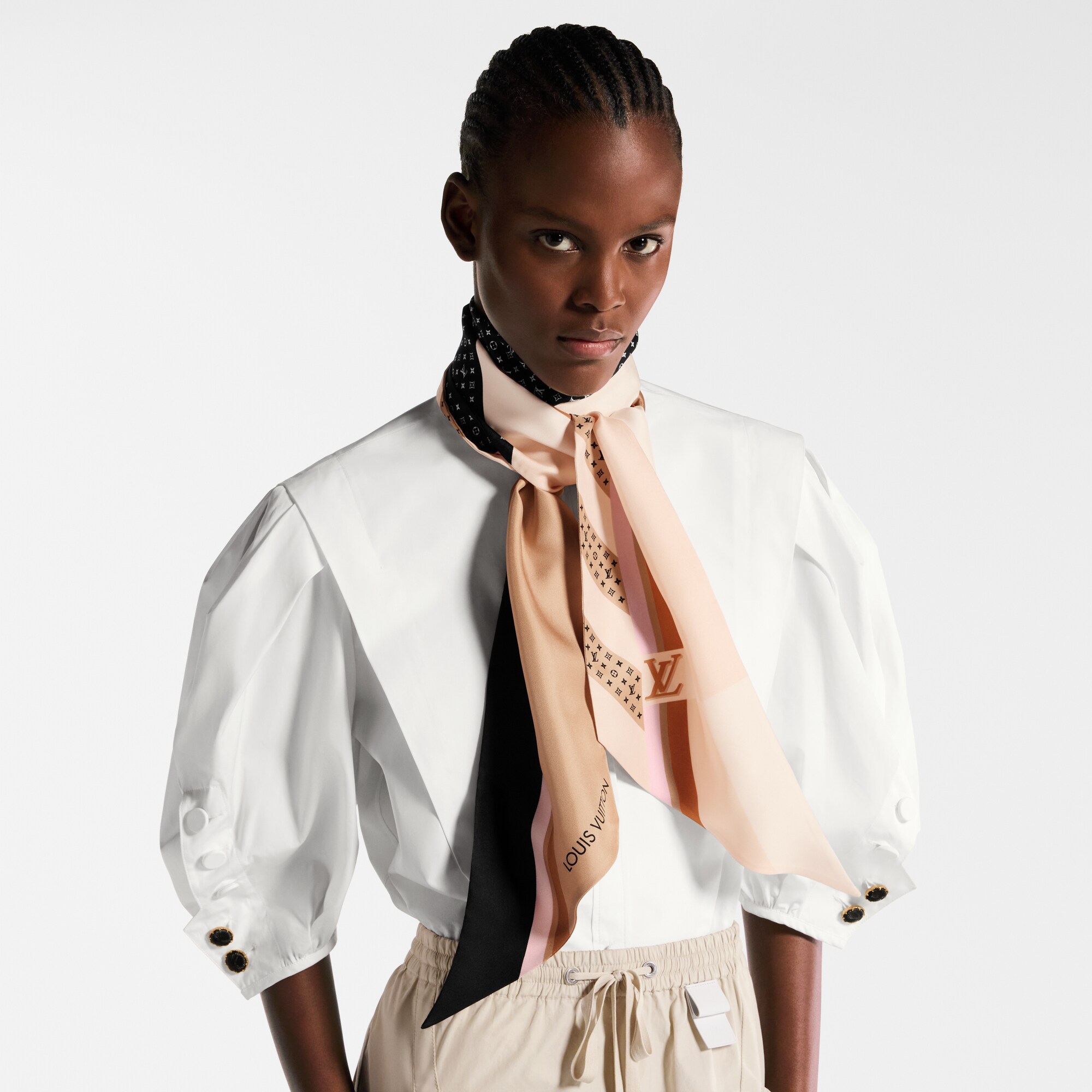 LV} - LVS00 - LV女士灵动配饰 | 路易威登LOUIS VUITTON官网 (产品缩放)