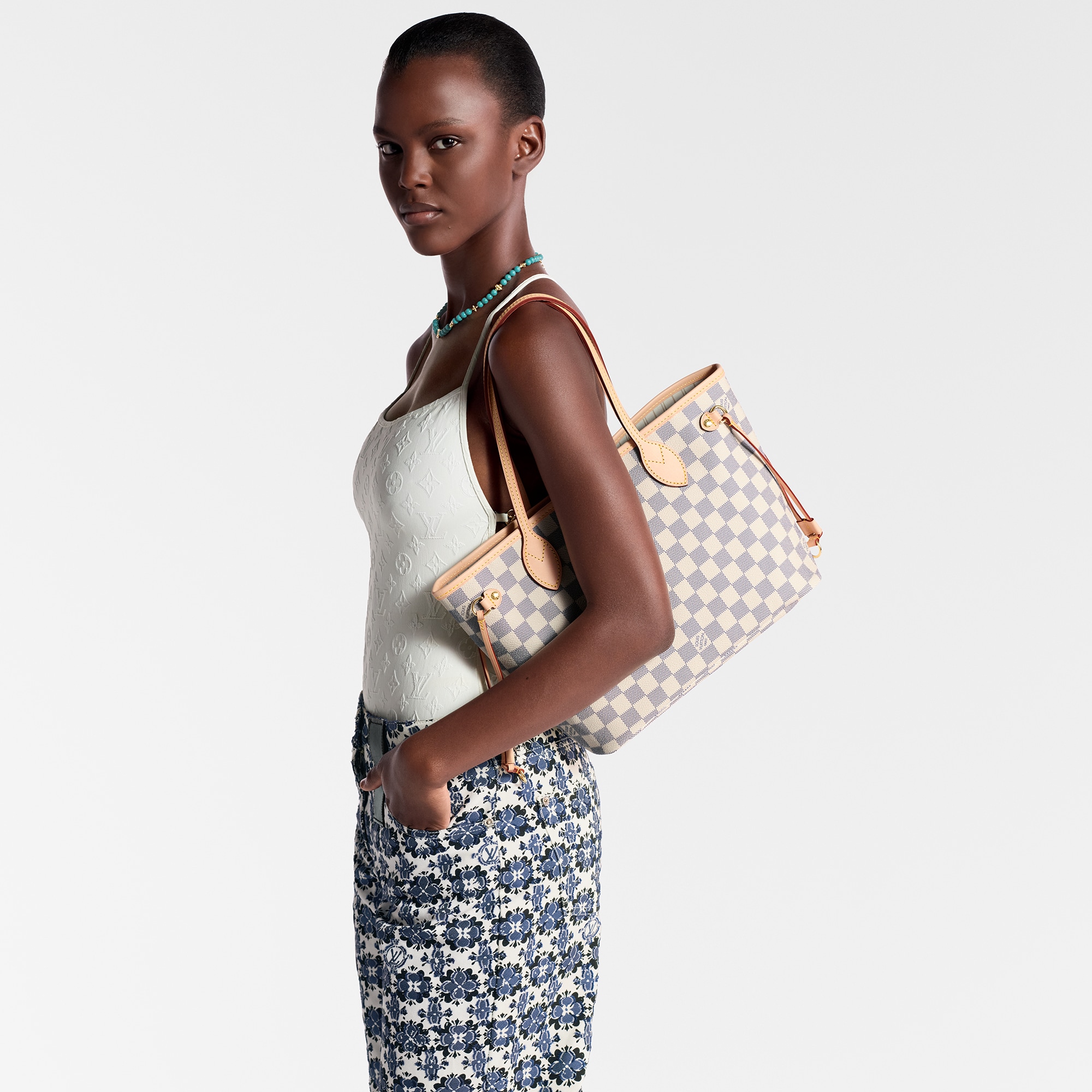 LV} - LVDamier Azur Canvas - LV女士时尚手袋 | 路易威登LOUIS VUITTON官网 (产品缩放)