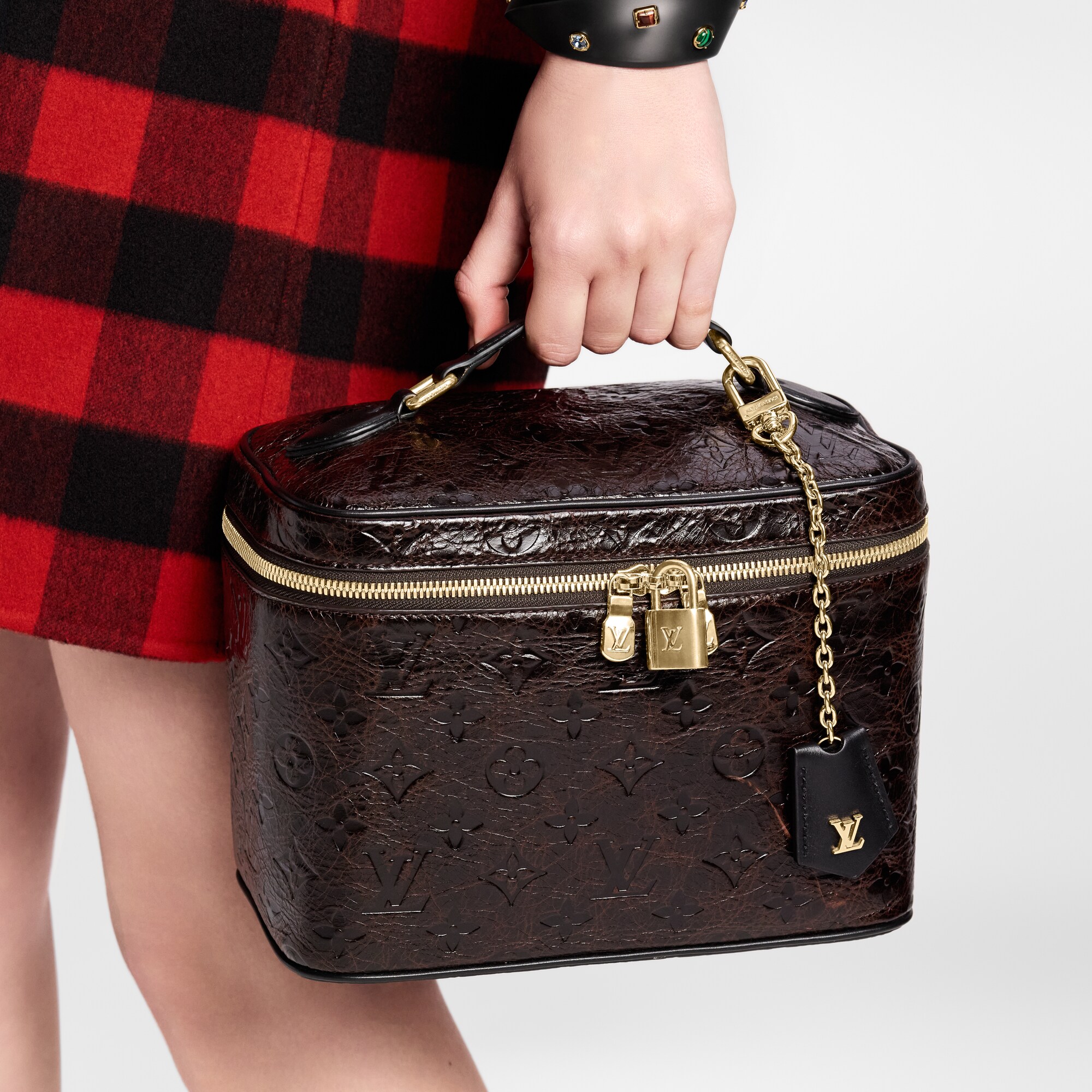 LV} - LVAutres Cuirs Monogram - LV女士旅行用品 | 路易威登LOUIS VUITTON官网 (产品缩放)