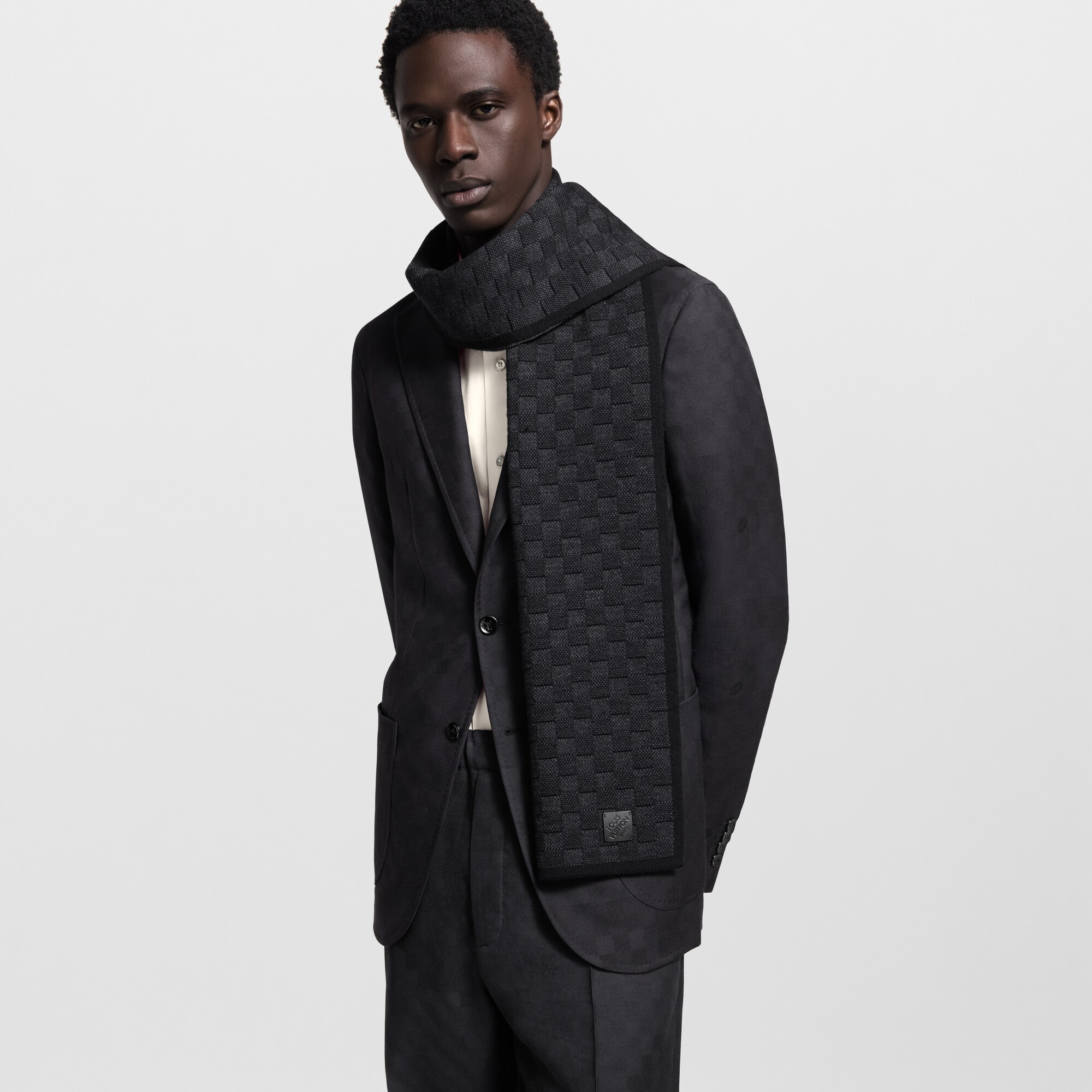 LV} - LVS00 - LV男士配饰系列 | 路易威登LOUIS VUITTON官网 (产品缩放)