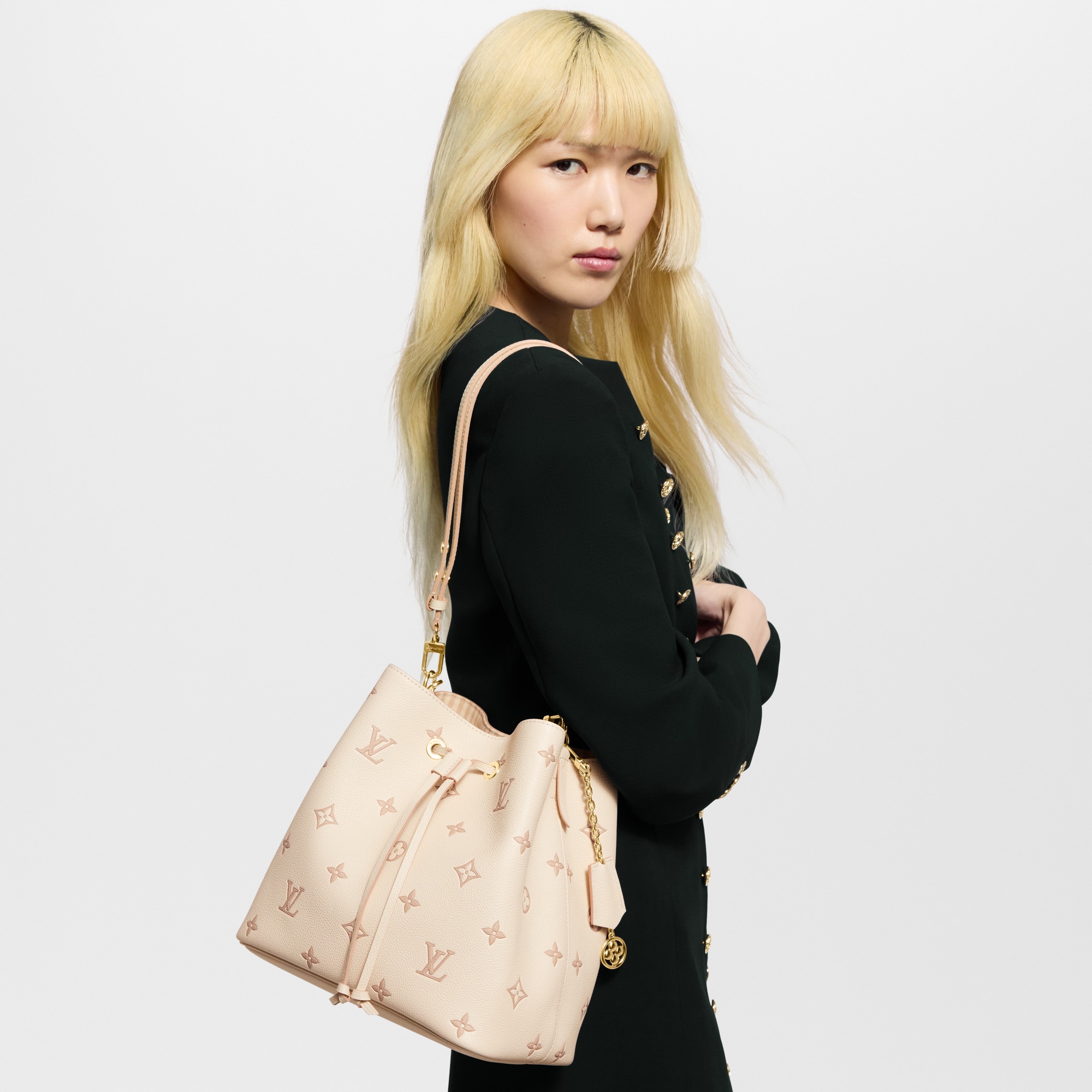 LV} - LVMonogram Empreinte - LV包袋和小型皮具女士包袋 | 路易威登LOUIS VUITTON官网 (产品缩放)