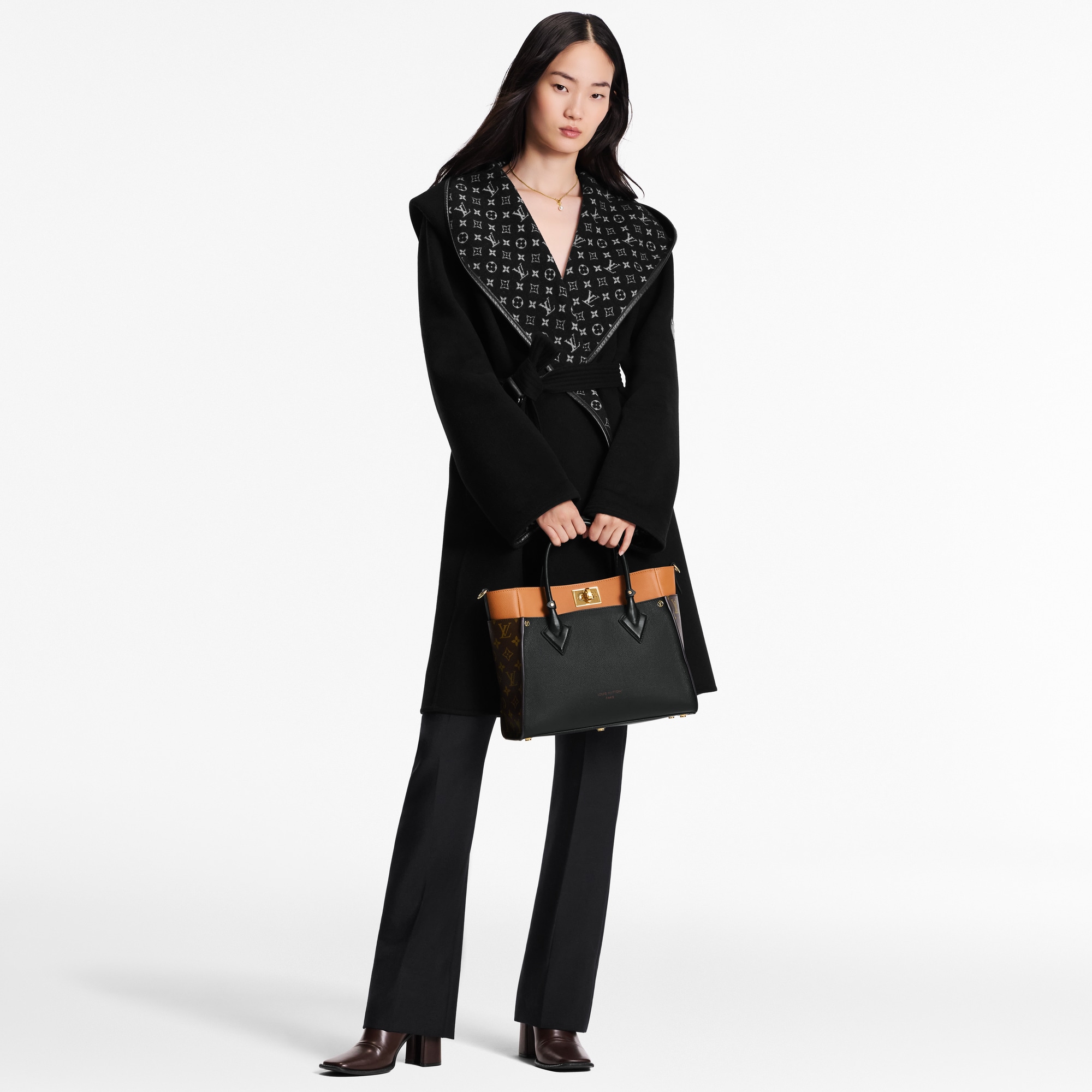 LV} - LVHigh End Leathers - LV女士时尚手袋 | 路易威登LOUIS VUITTON官网 (产品缩放)