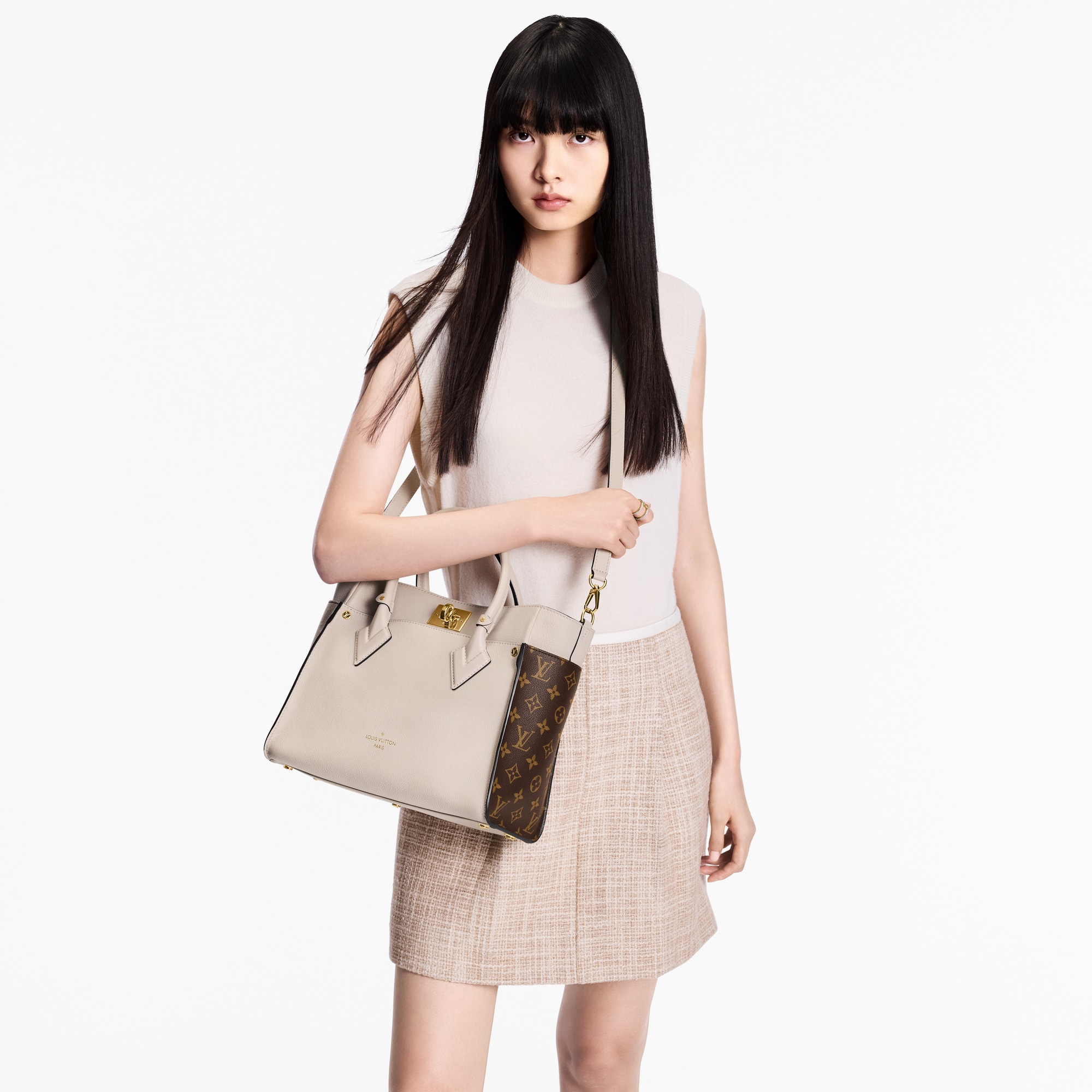 LV} - LVHigh End Leathers - LV女士时尚手袋 | 路易威登LOUIS VUITTON官网 (产品缩放)