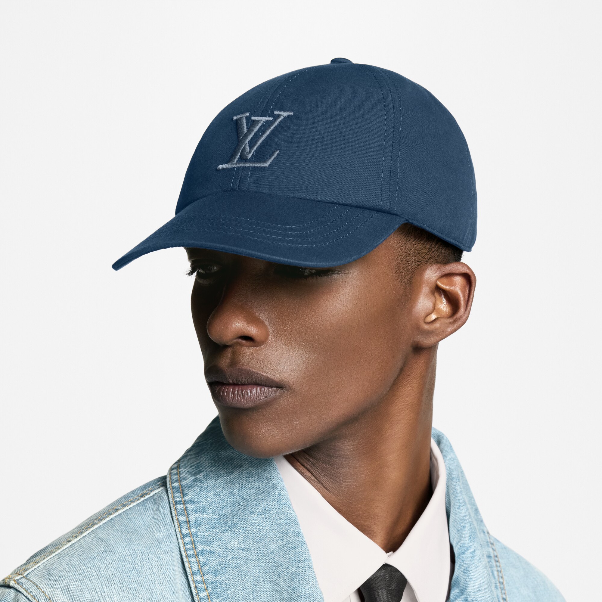 LV} - LVS00 - LV男士配饰系列 | 路易威登LOUIS VUITTON官网 (产品缩放)