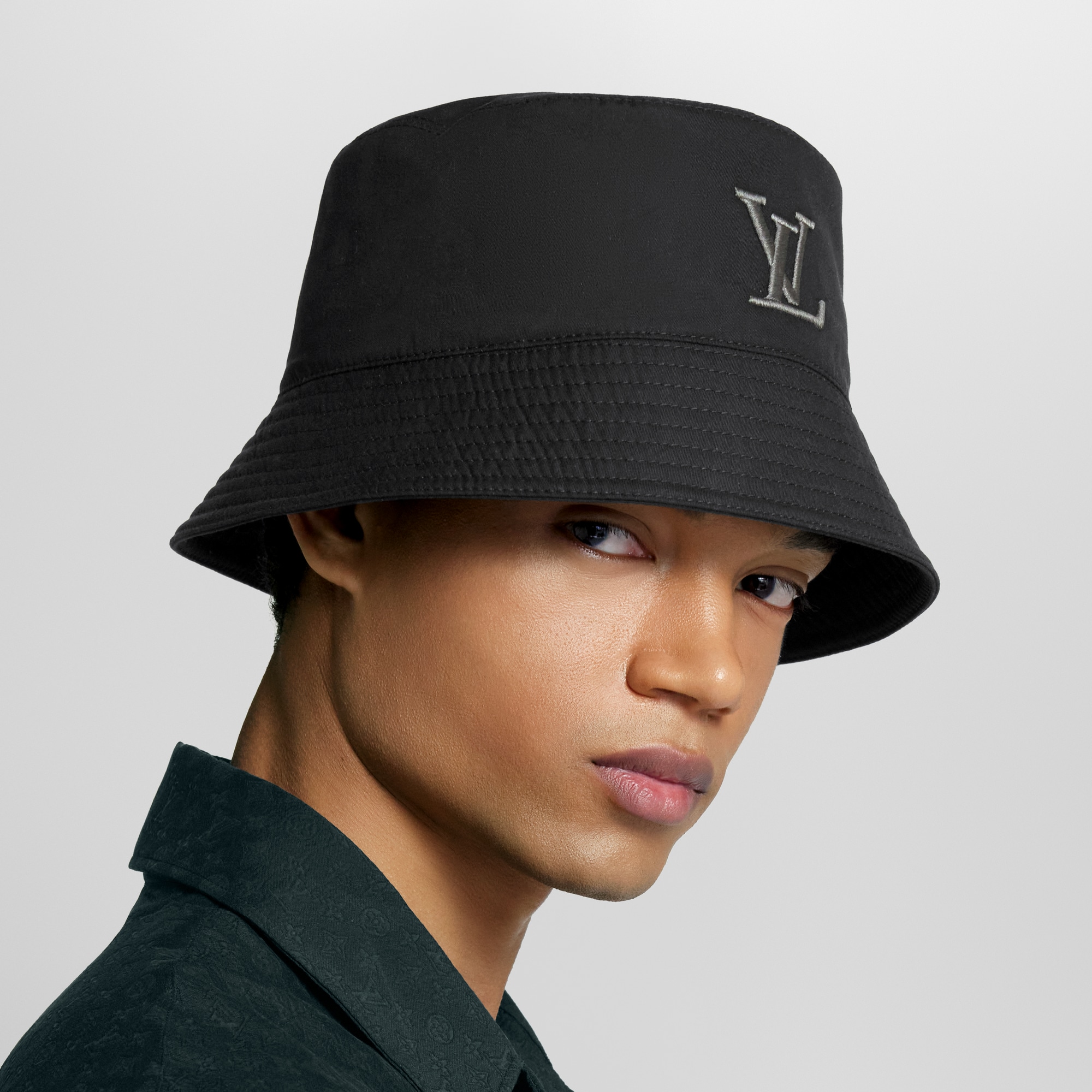 LV} - LVS00 - LV男士配饰系列 | 路易威登LOUIS VUITTON官网 (产品缩放)