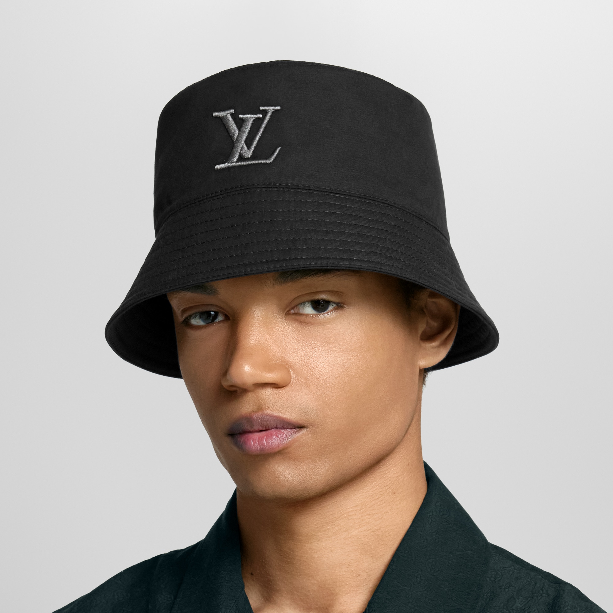 LV} - LVS00 - LV男士配饰系列 | 路易威登LOUIS VUITTON官网 (产品缩放)