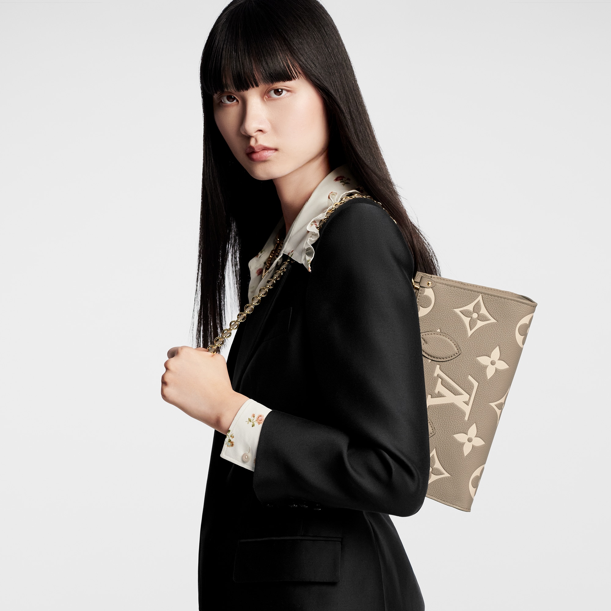 LV} - LVBicolor Monogram Empreinte Leather - LV女士时尚手袋 | 路易威登LOUIS VUITTON官网 (产品缩放)
