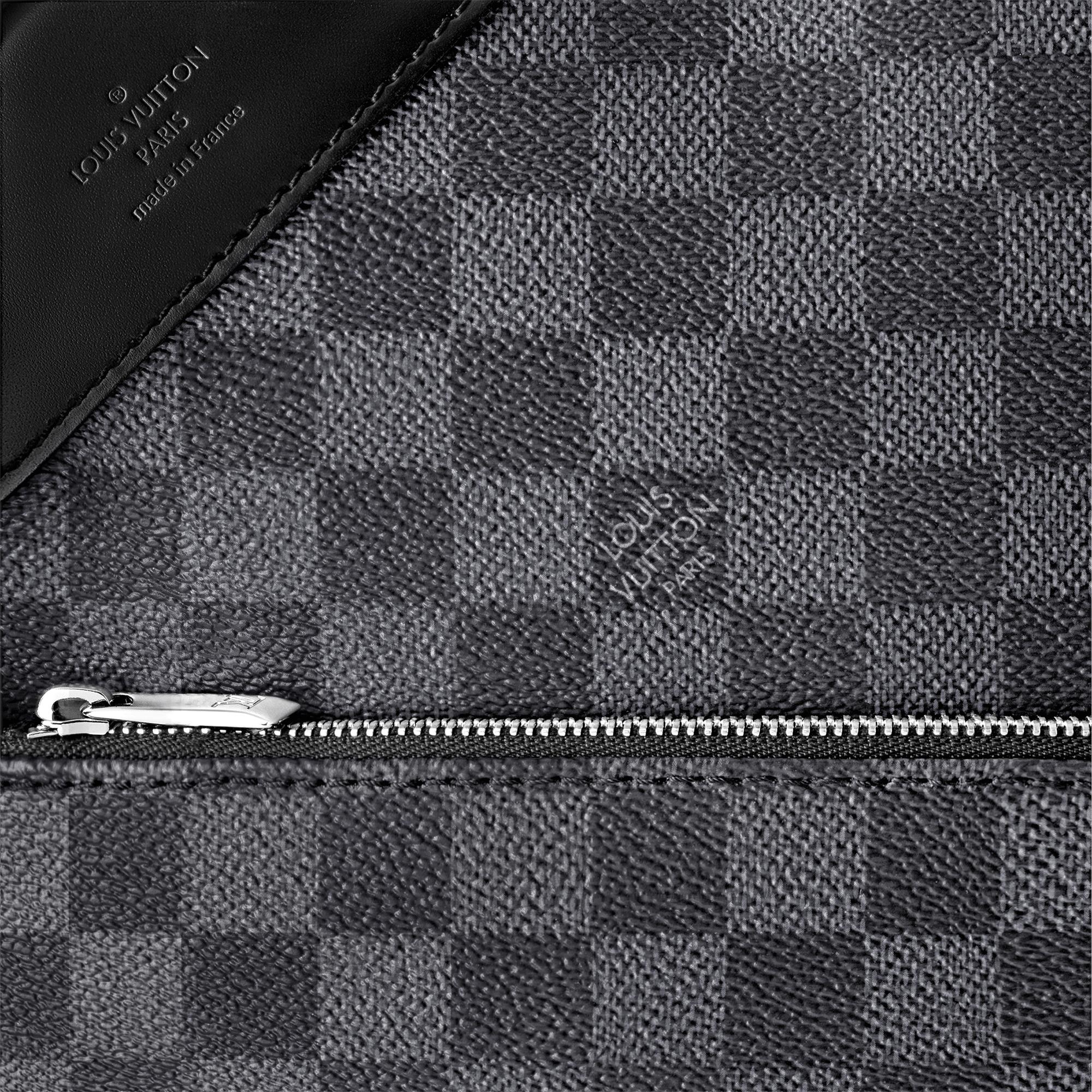LV} - LVDamier Graphite - LV男士旅行用品 | 路易威登LOUIS VUITTON官网 (产品缩放)