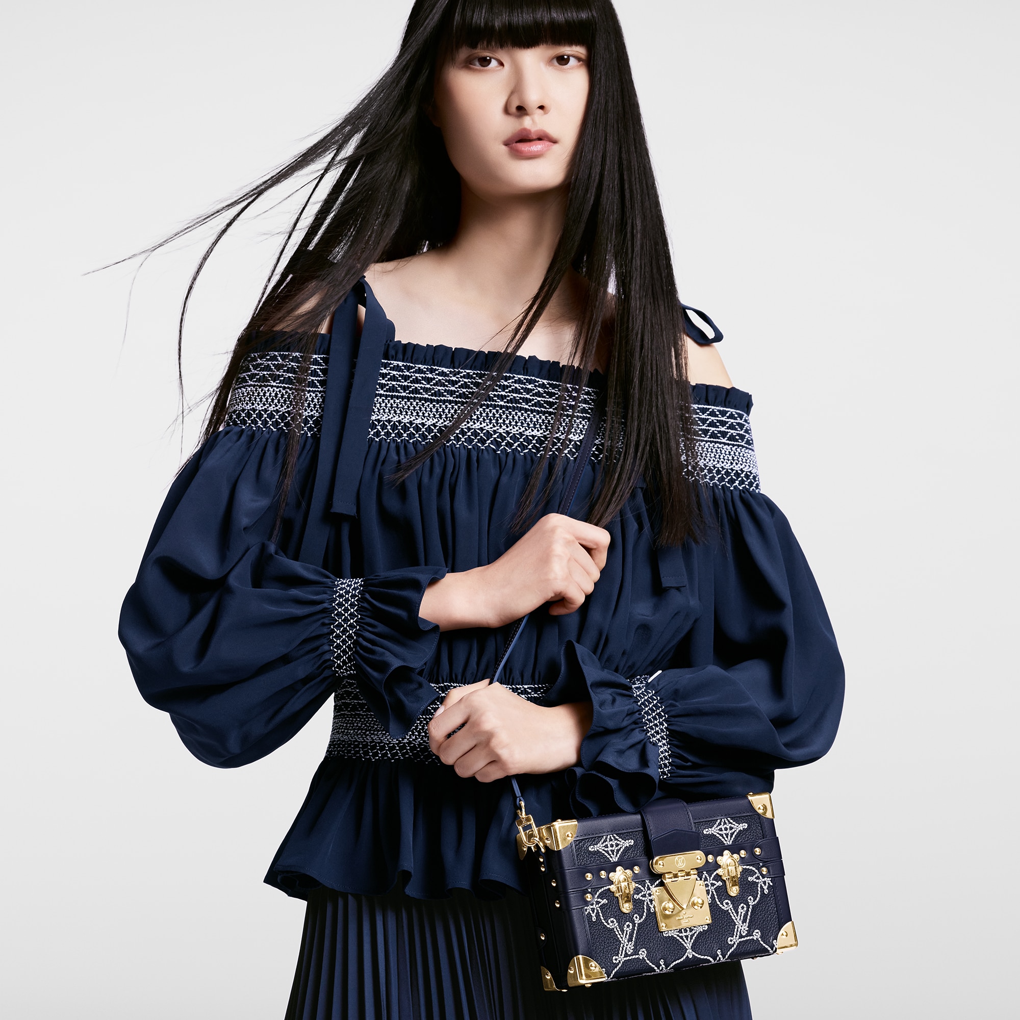 LV} - LVH27 - LV包袋和小型皮具女士包袋 | 路易威登LOUIS VUITTON官网 (产品缩放)