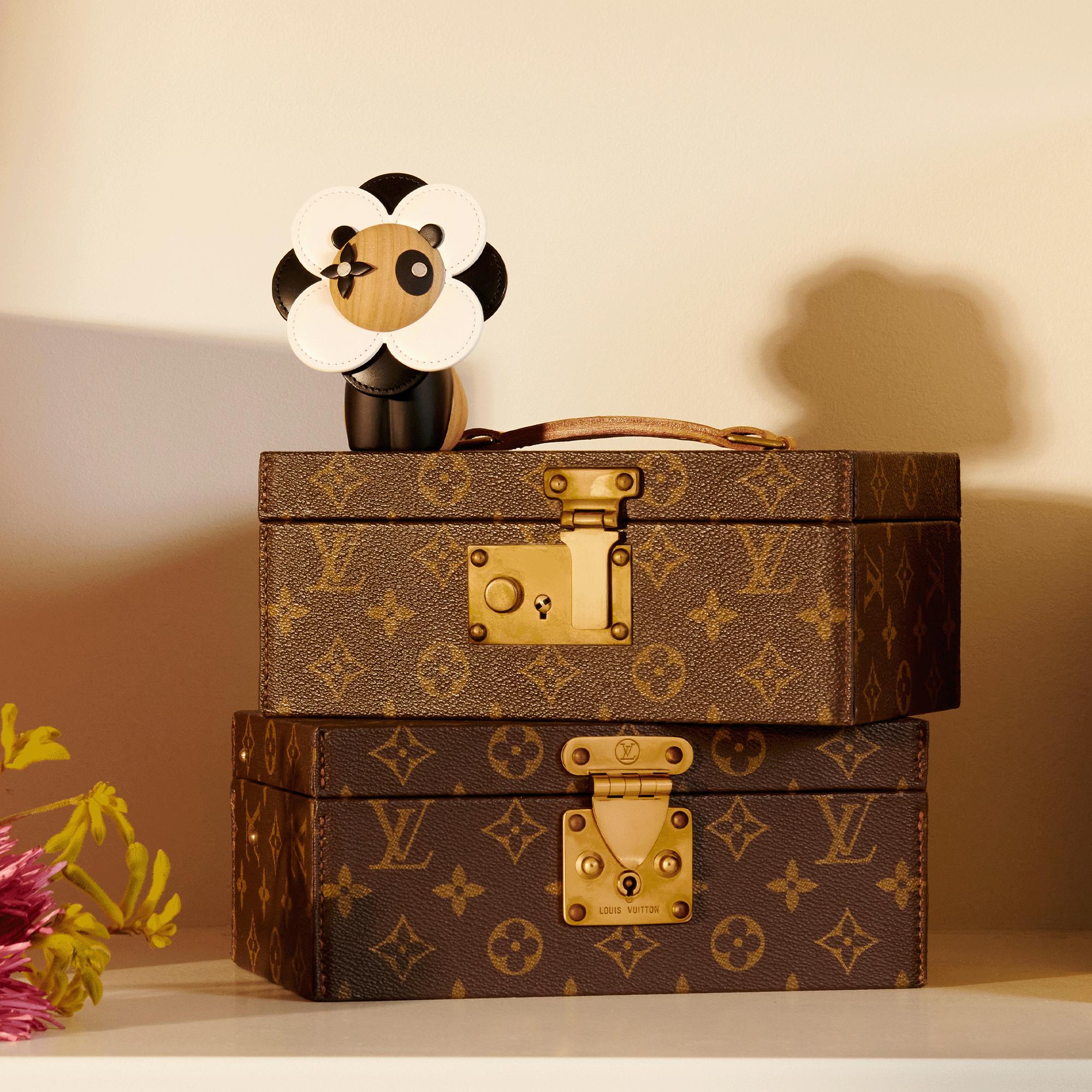 LV} - LVS00 - LV硬箱、旅行和家居玩具和收藏品 | 路易威登LOUIS VUITTON官网 (产品缩放)