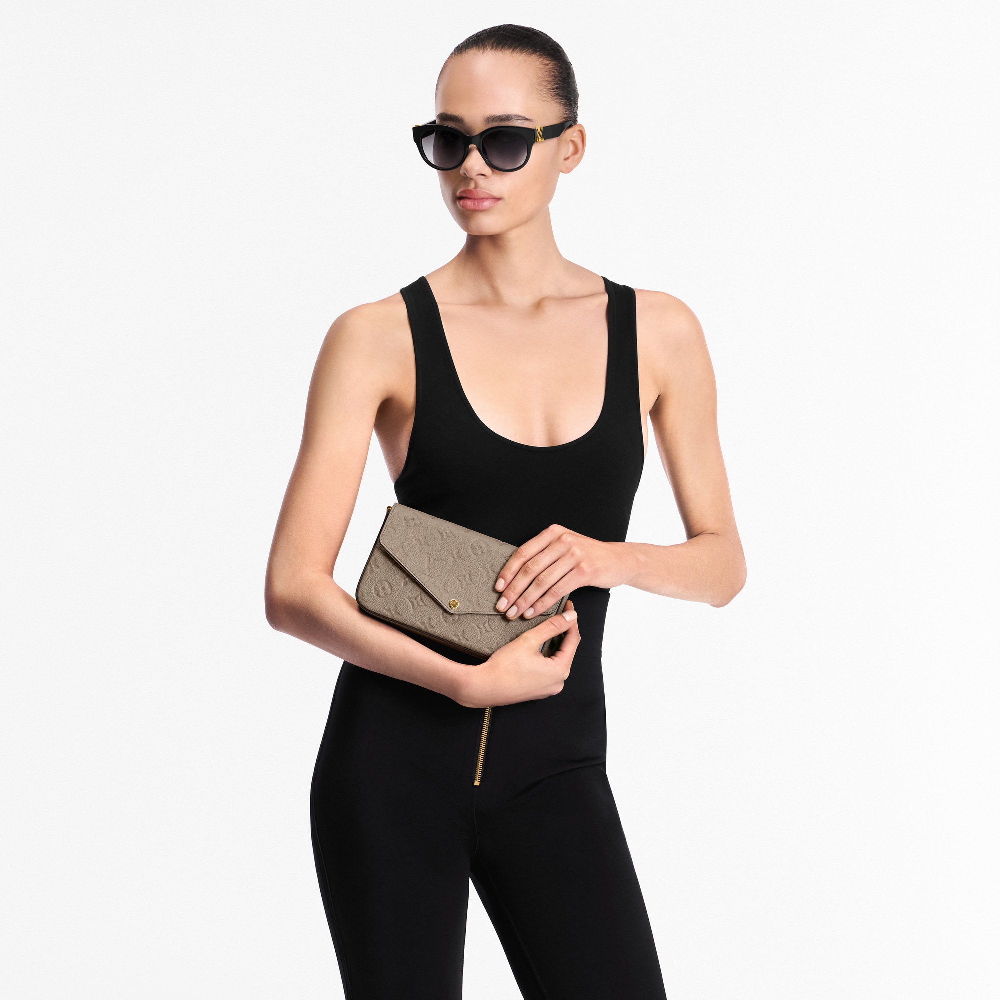 LV} - LVMonogram Empreinte - LV女士小型皮具 | 路易威登LOUIS VUITTON官网 (产品缩放)