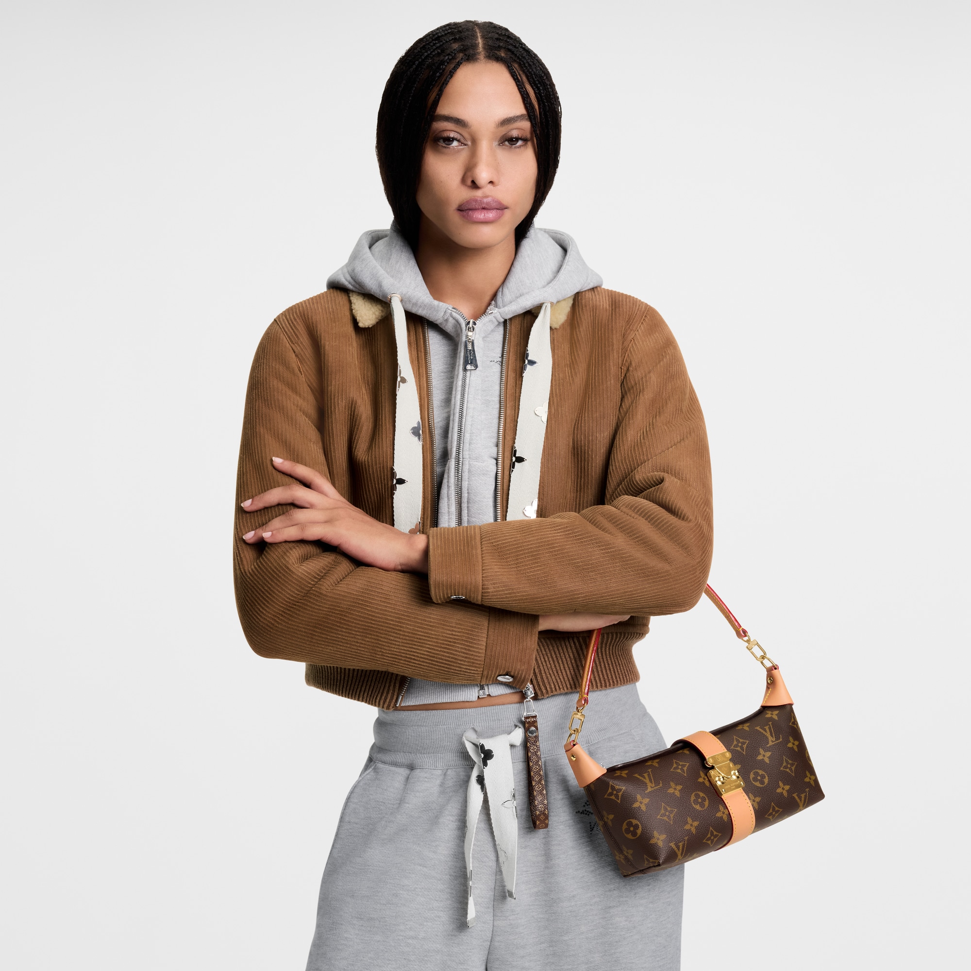 LV} - LVMonogram - LV女士小型皮具 | 路易威登LOUIS VUITTON官网 (产品缩放)