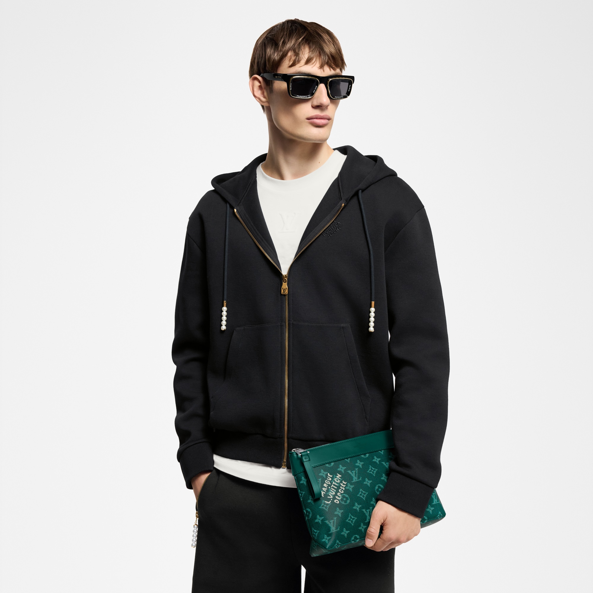 LV} - LVG71 - LV男士小型皮具 | 路易威登LOUIS VUITTON官网 (产品缩放)