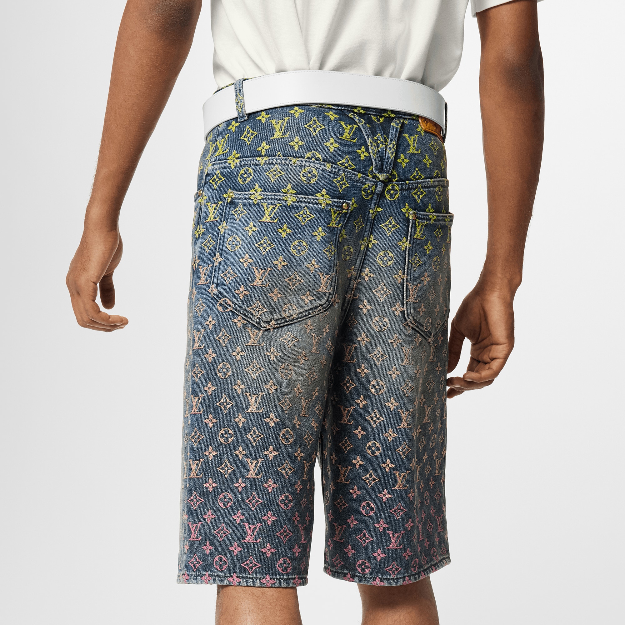 LV} - LV - LV男士Discontinued Product | 路易威登LOUIS VUITTON官网 (产品缩放)