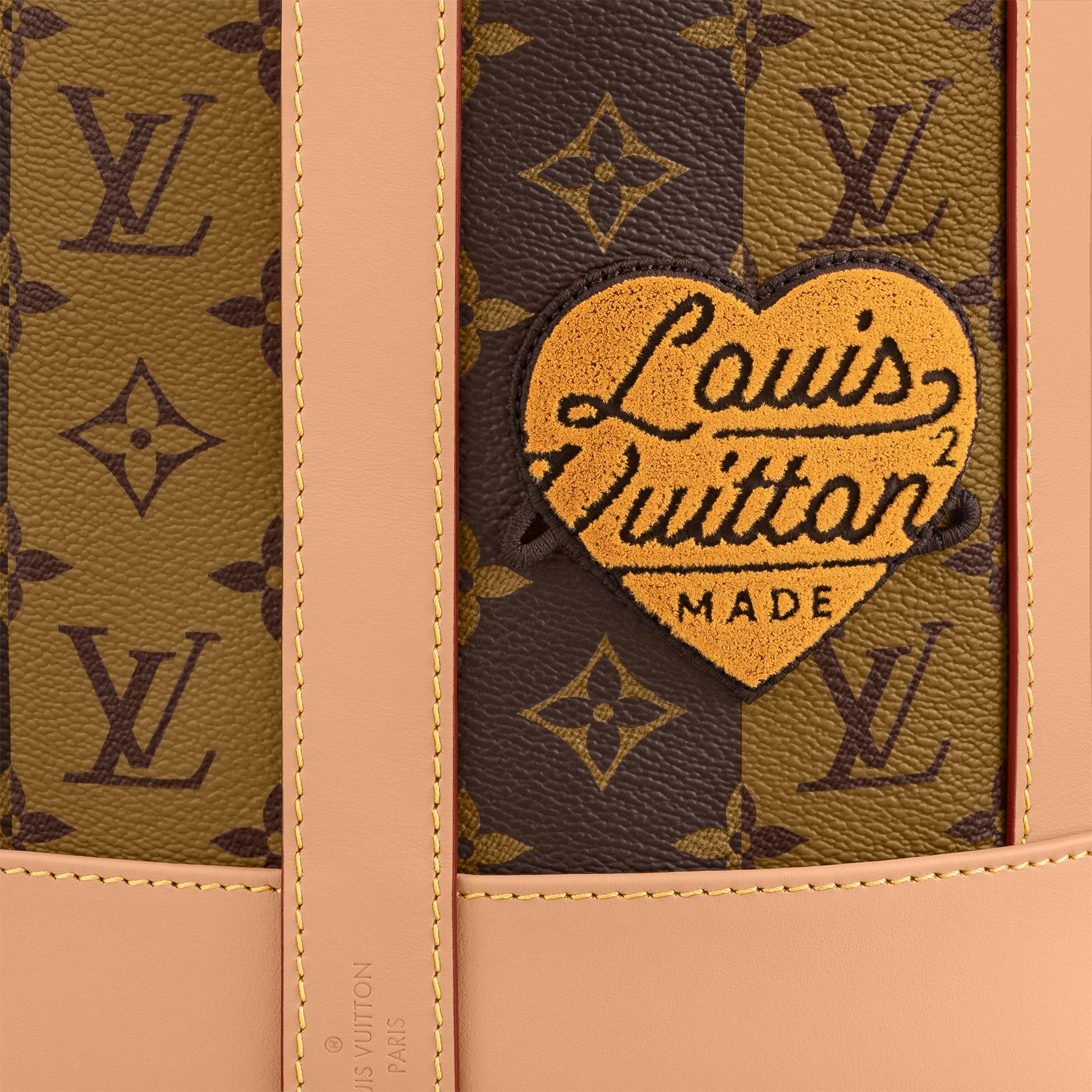 LV} - LVMonogram Other - LV男士Discontinued Product | 路易威登LOUIS VUITTON官网 (产品缩放)
