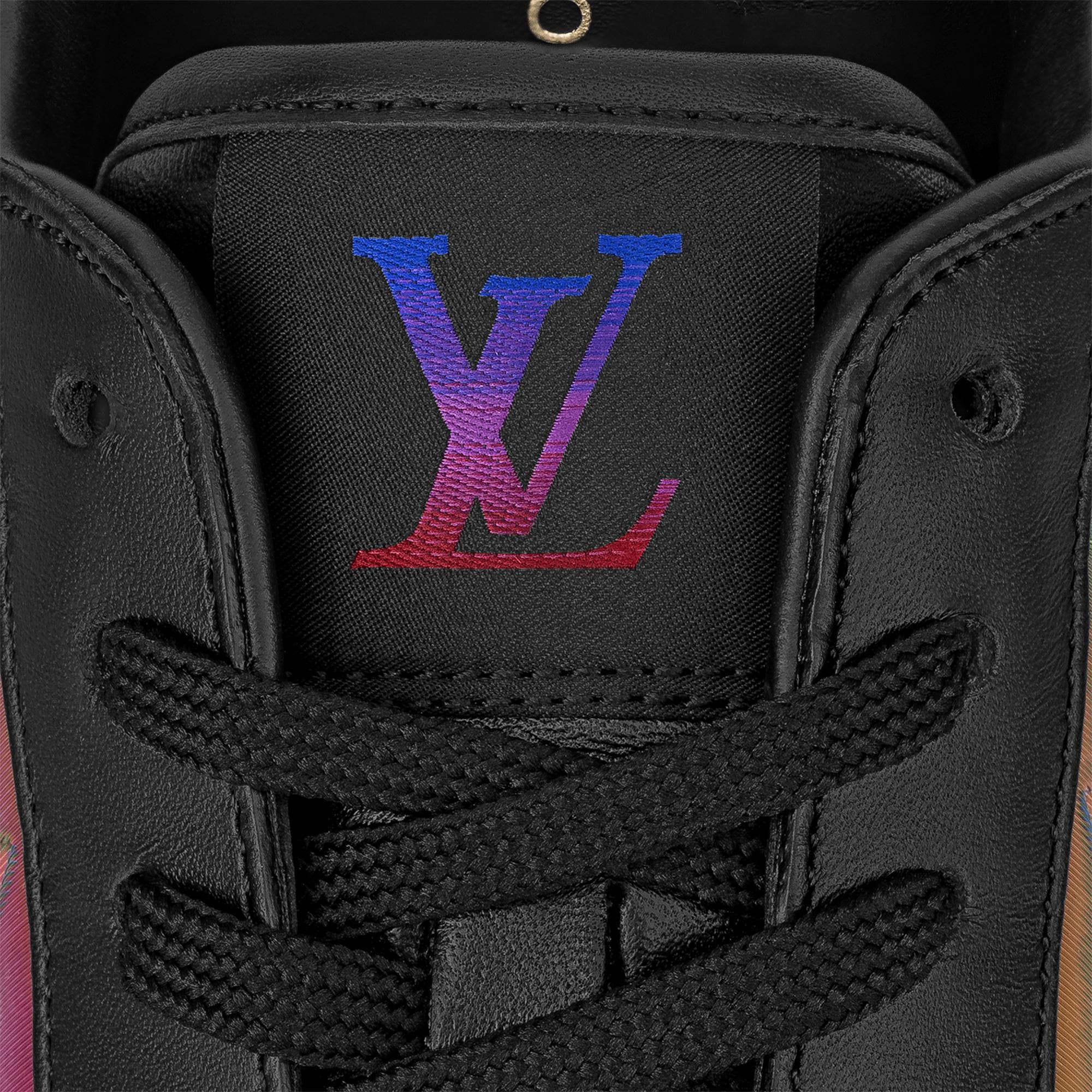 LV} - LV - LV男士鞋履系列 | 路易威登LOUIS VUITTON官网 (产品缩放)