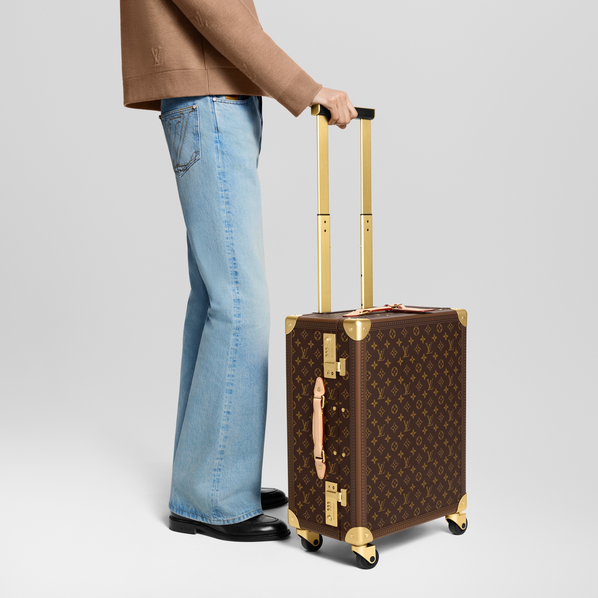 LV} - LVMonogram - LV男士旅行用品 | 路易威登LOUIS VUITTON官网 (产品缩放)