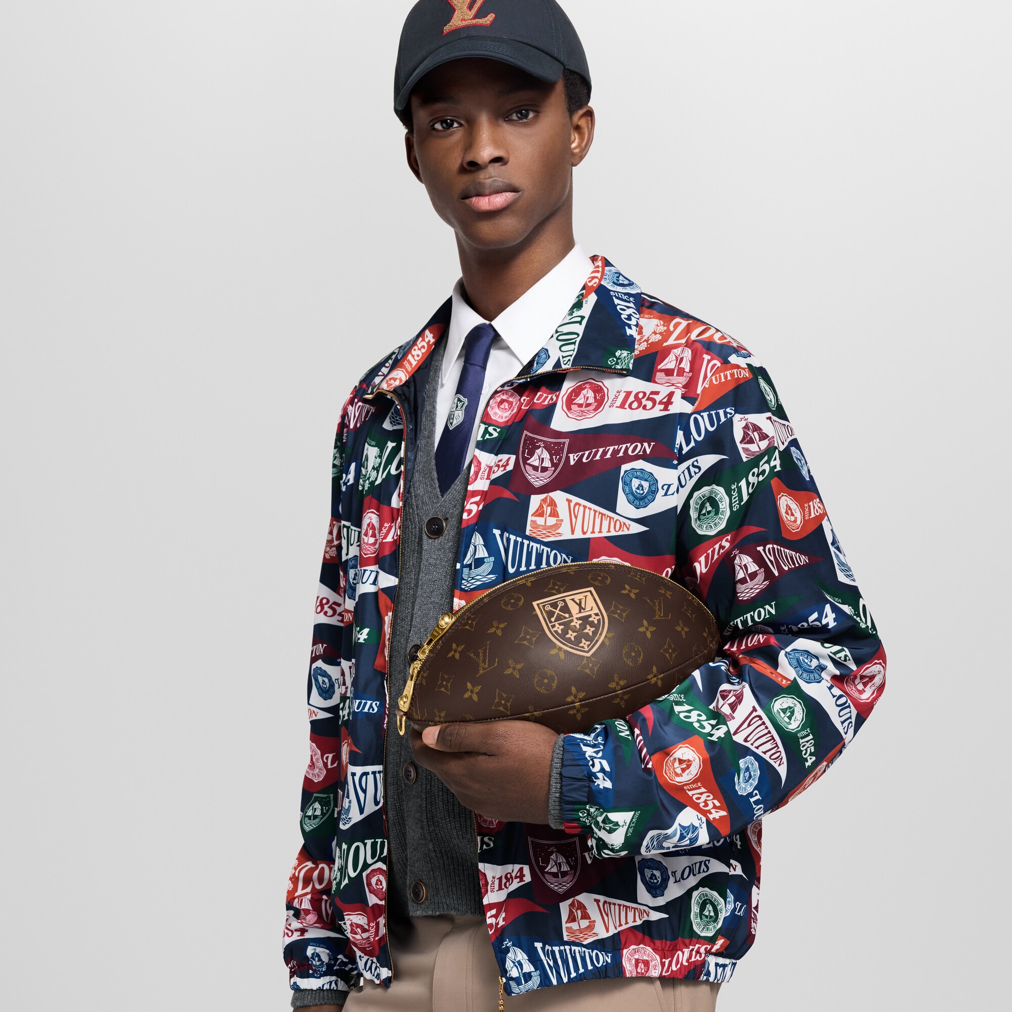 LV} - LVautres_cuirs_monogram - LV男士时尚包袋 | 路易威登LOUIS VUITTON官网 (产品缩放)