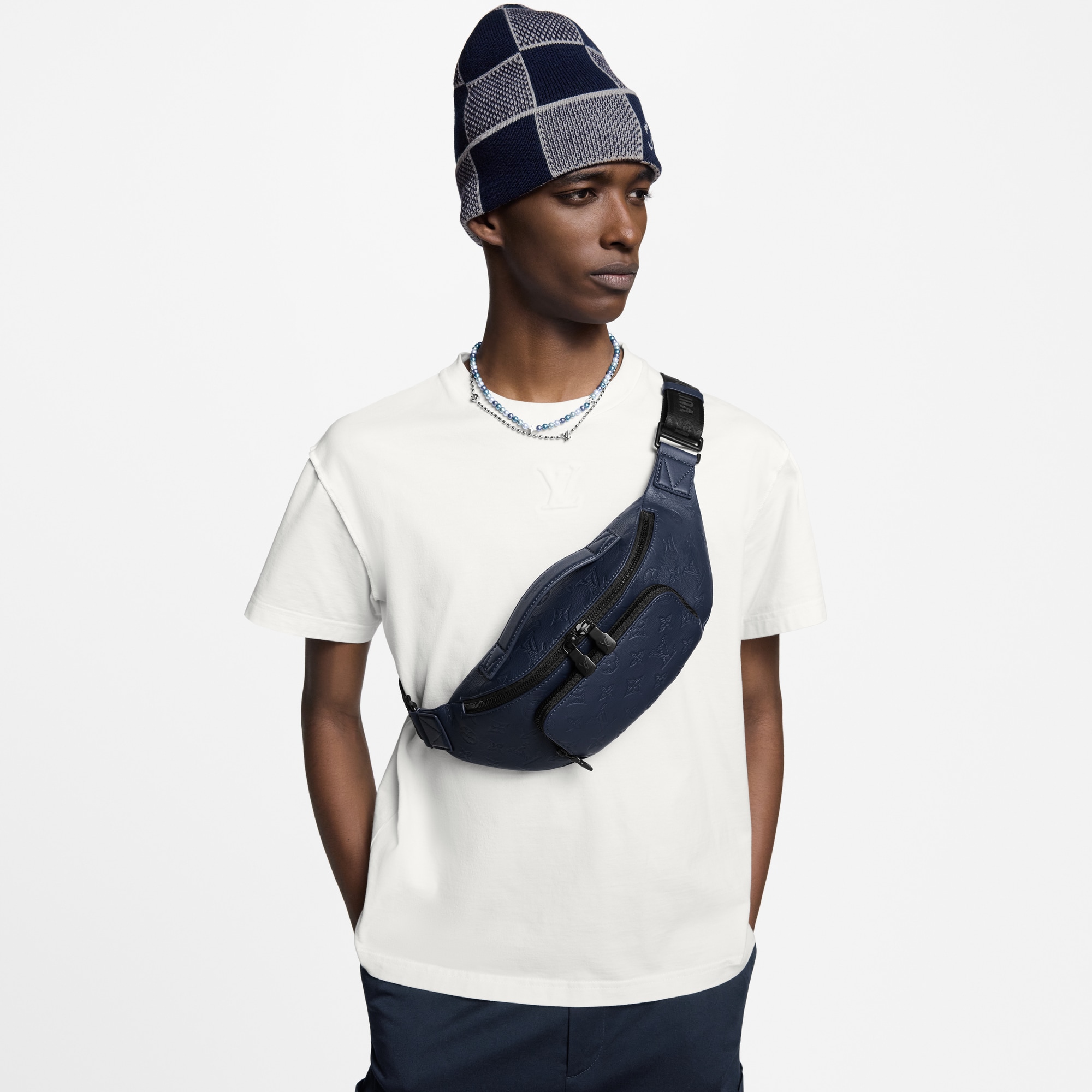 LV} - LVMonogram Shadow Leather - LV包袋和小型皮具女士包袋 | 路易威登LOUIS VUITTON官网 (产品缩放)