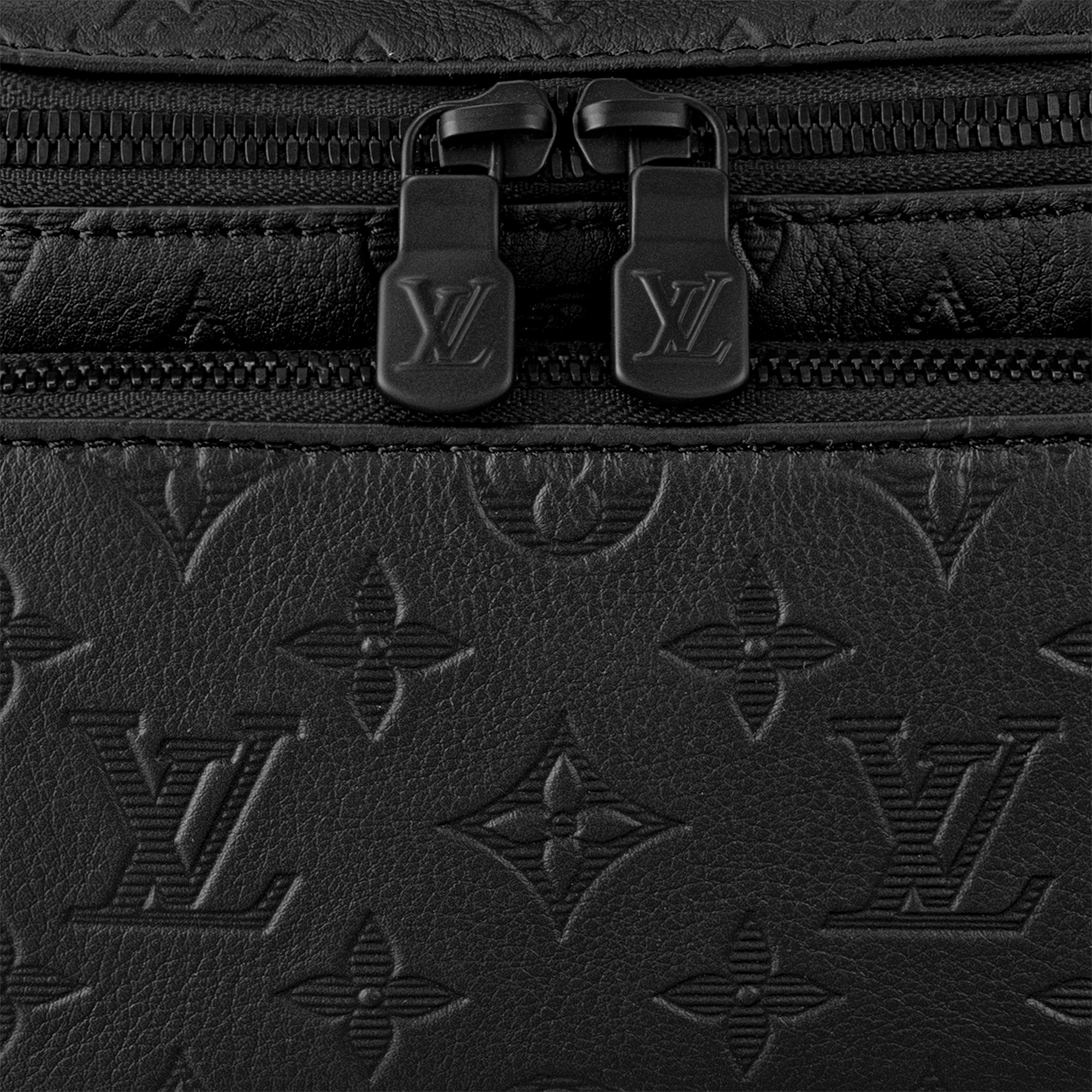 LV} - LVMonogram Shadow Leather - LV男士时尚包袋 | 路易威登LOUIS VUITTON官网 (产品缩放)