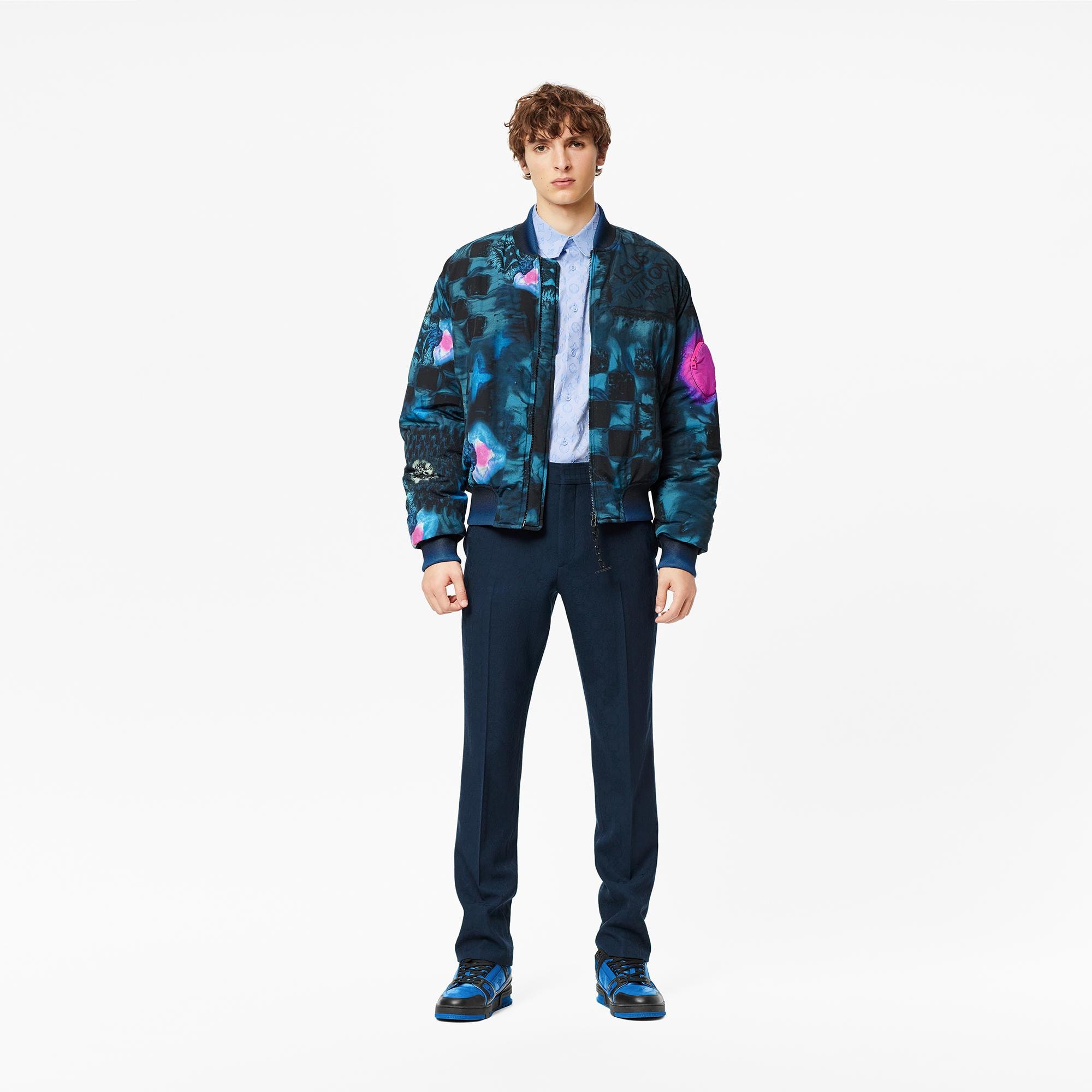 LV} - LV - LV男士Discontinued Product | 路易威登LOUIS VUITTON官网 (产品缩放)