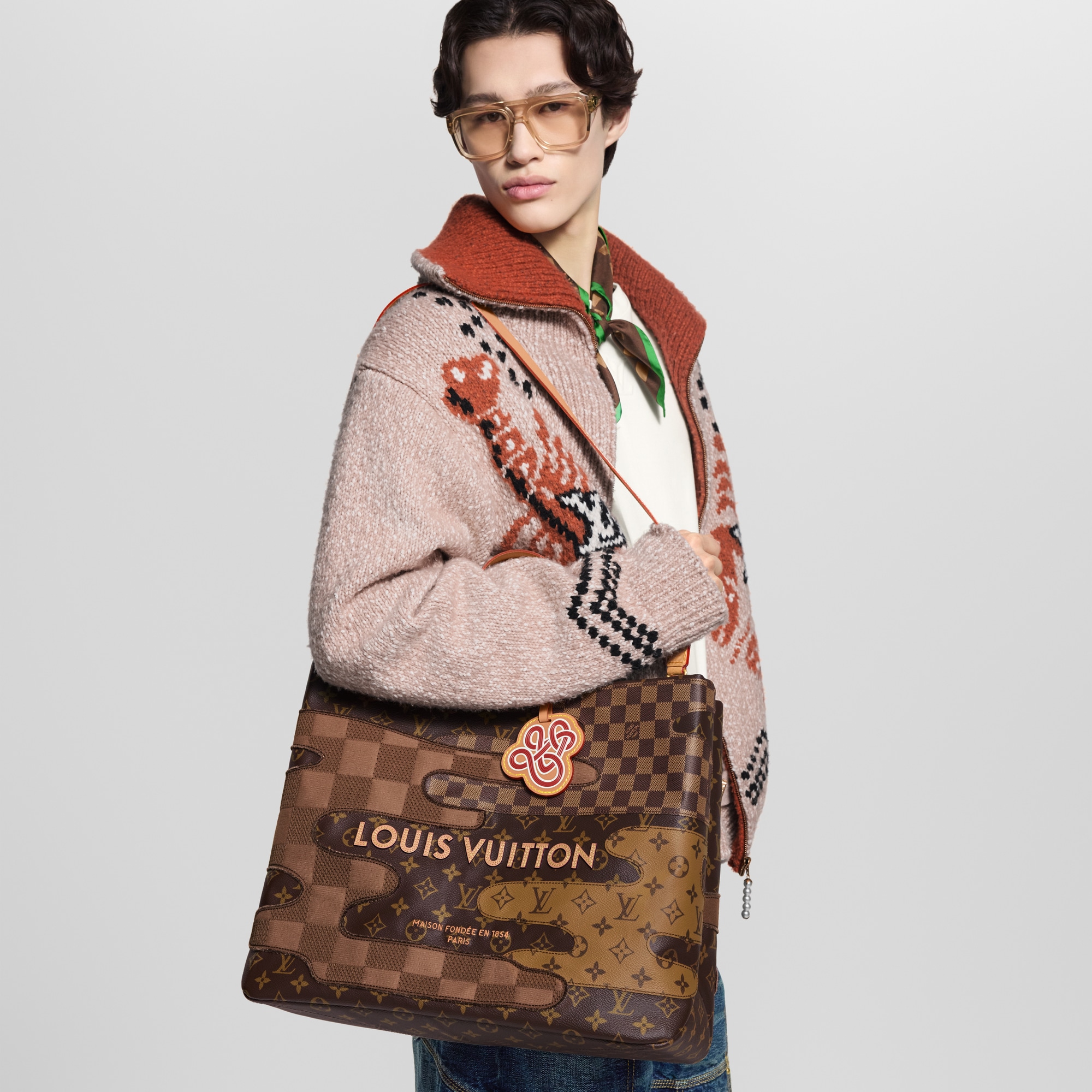 LV} - LV其他Monogram 帆布 - LV包袋和小型皮具男士包袋 | 路易威登LOUIS VUITTON官网 (产品缩放)