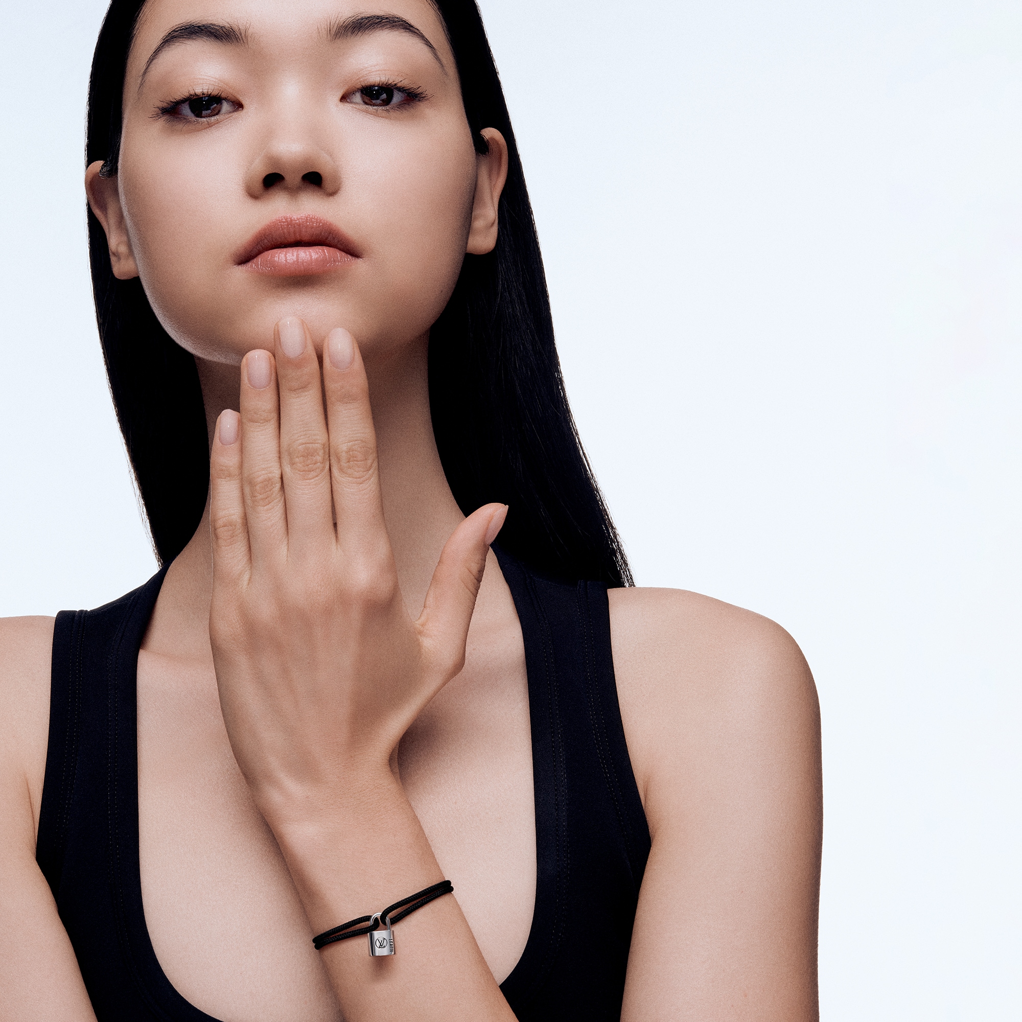 LV} - LV - LV珠宝按类别浏览 | 路易威登LOUIS VUITTON官网 (产品缩放)