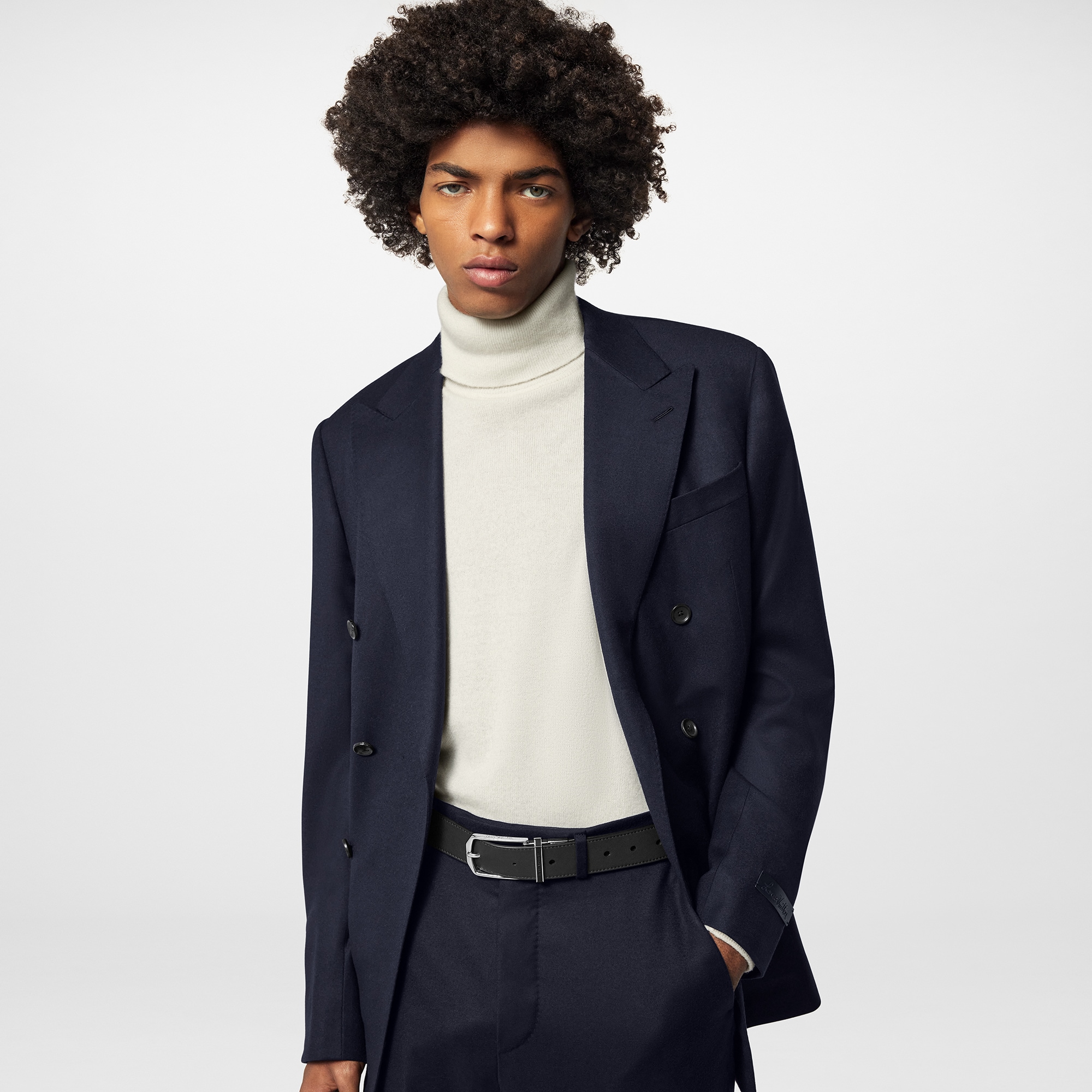 LV} - LVOther Leathers - LV男士配饰系列 | 路易威登LOUIS VUITTON官网 (产品缩放)