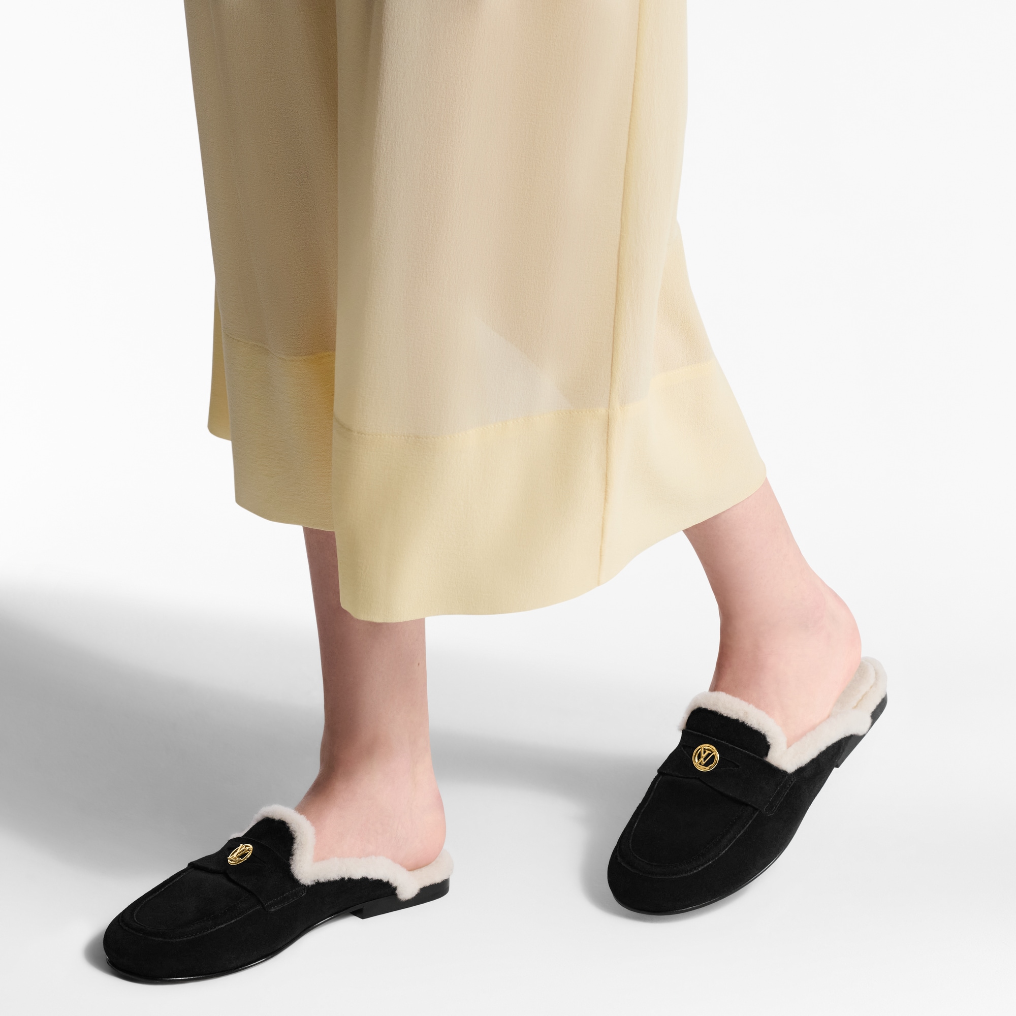 LV} - LV - LV女士鞋履系列 | 路易威登LOUIS VUITTON官网 (产品缩放)