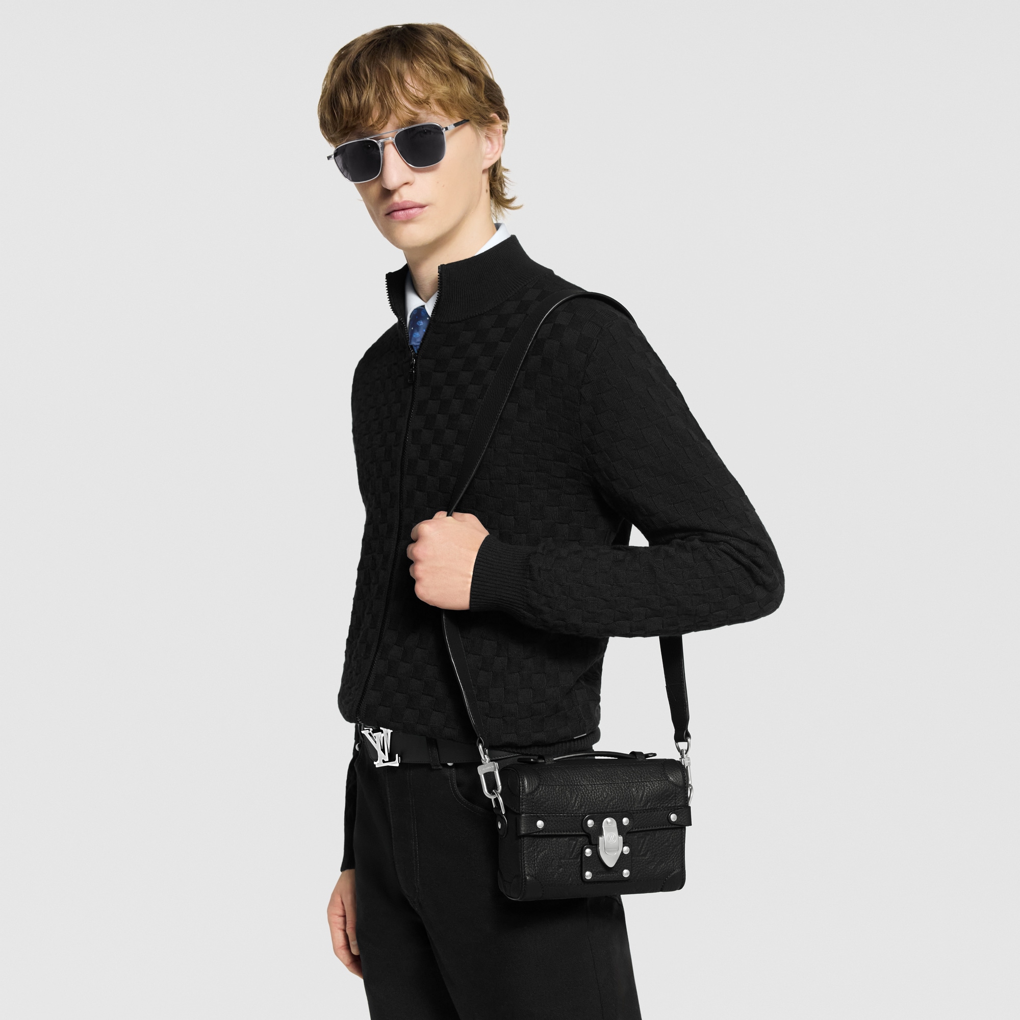 LV} - LVTaurillon Monogram - LV包袋和小型皮具女士包袋 | 路易威登LOUIS VUITTON官网 (产品缩放)