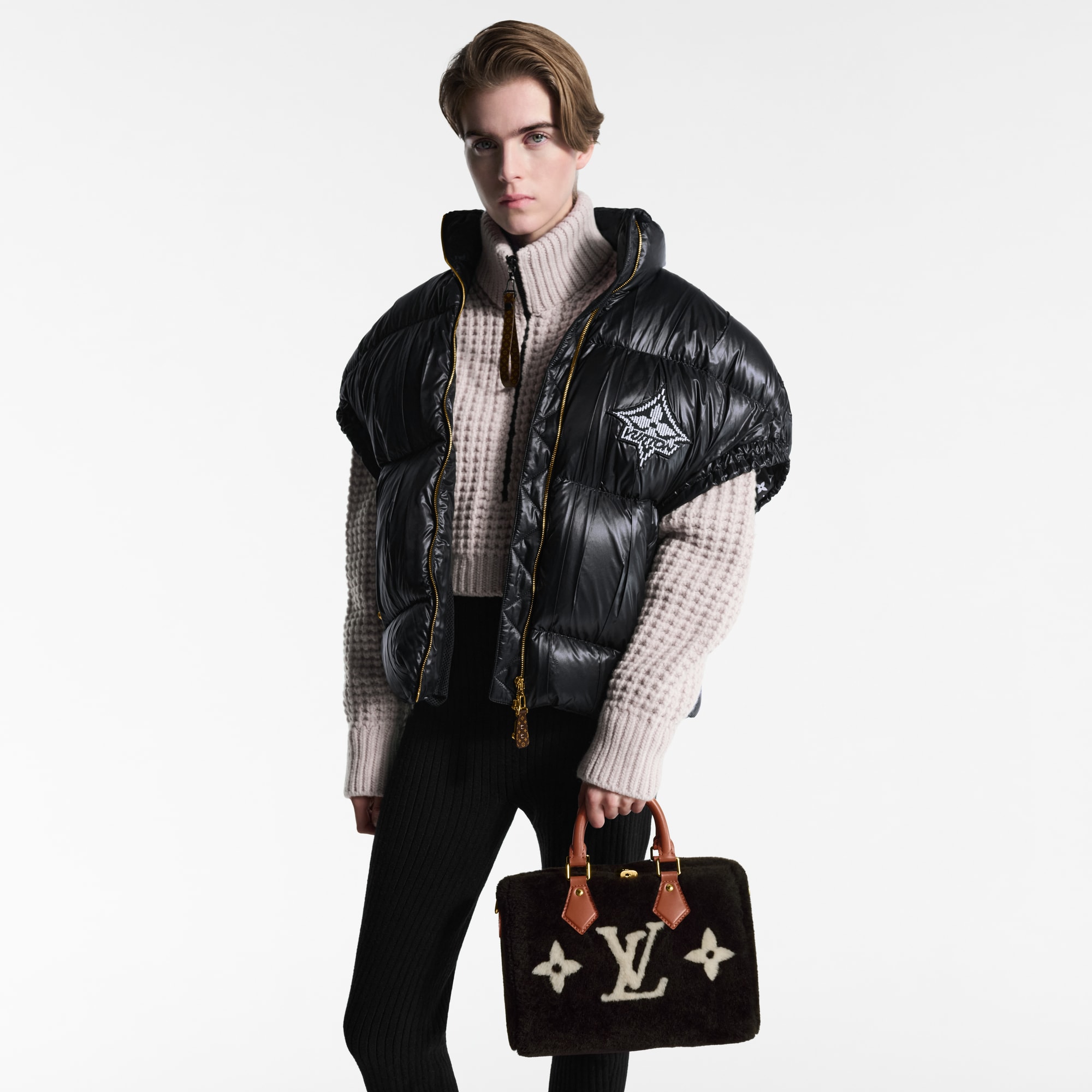 LV} - LV - LV包袋和小型皮具女士包袋 | 路易威登LOUIS VUITTON官网 (产品缩放)