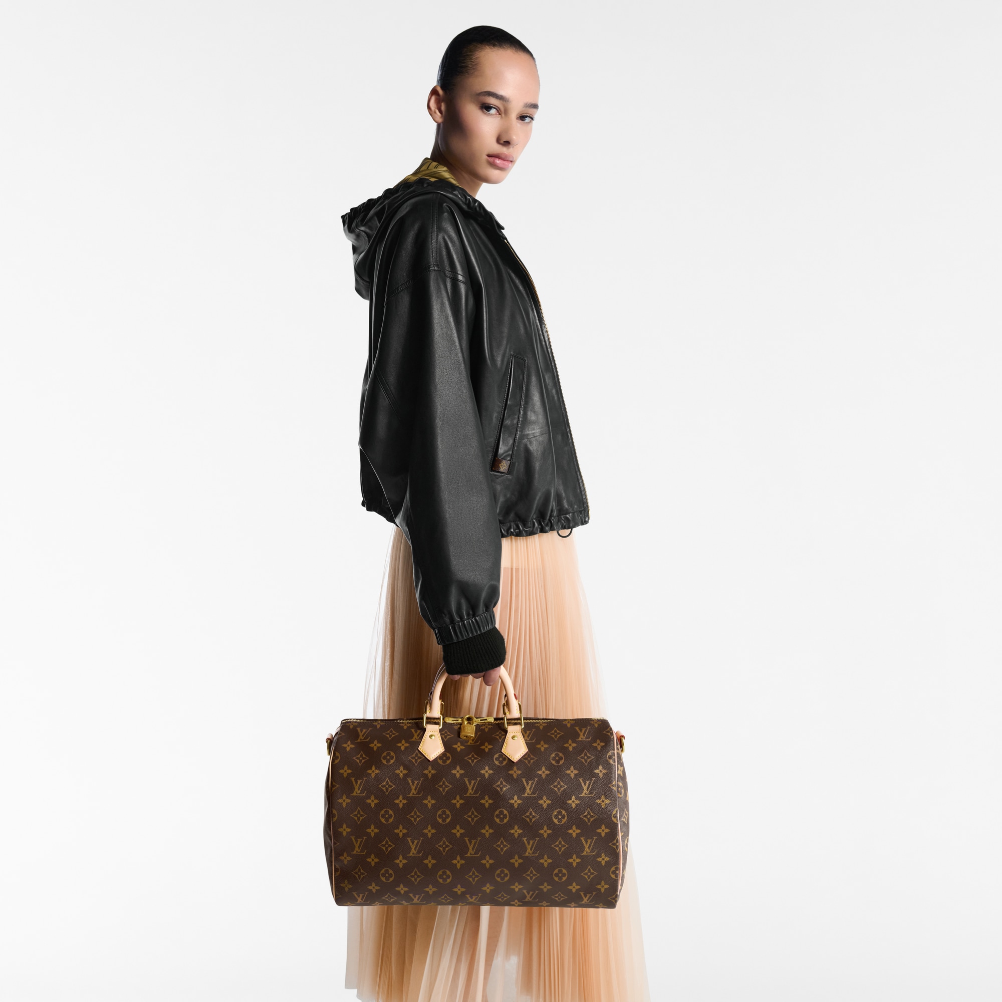 LV} - LVMonogram - LV女士时尚手袋 | 路易威登LOUIS VUITTON官网 (产品缩放)
