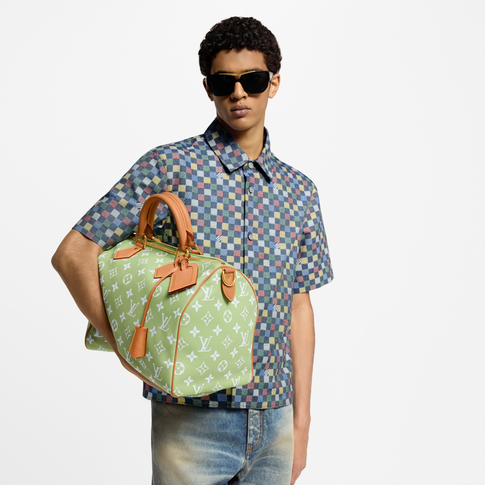 LV} - LVAutres Cuirs Monogram - LVLes Extraordinaires包袋与旅行用品 | 路易威登LOUIS VUITTON官网 (产品缩放)