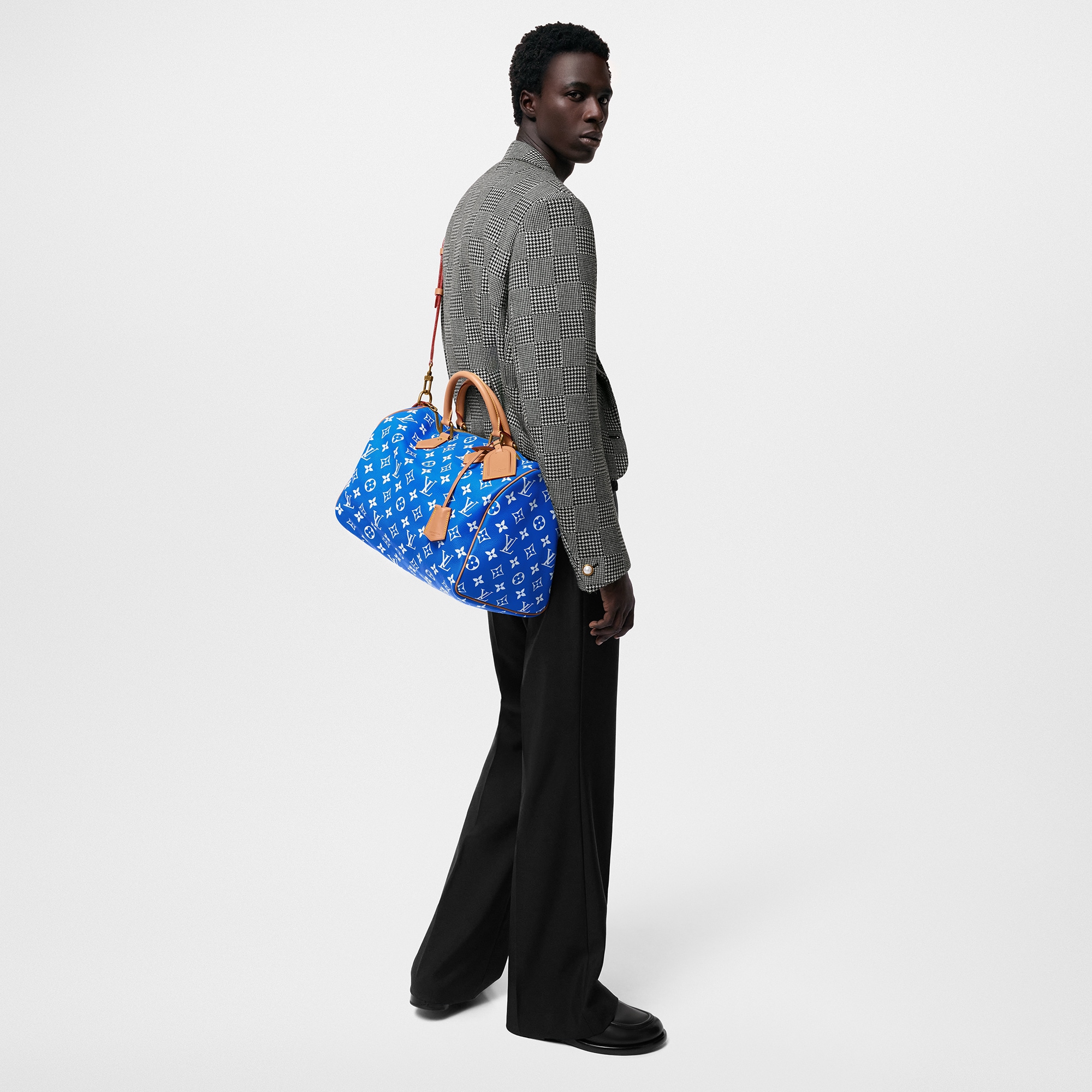 LV} - LVAutres Cuirs Monogram - LVLes Extraordinaires包袋与旅行用品 | 路易威登LOUIS VUITTON官网 (产品缩放)