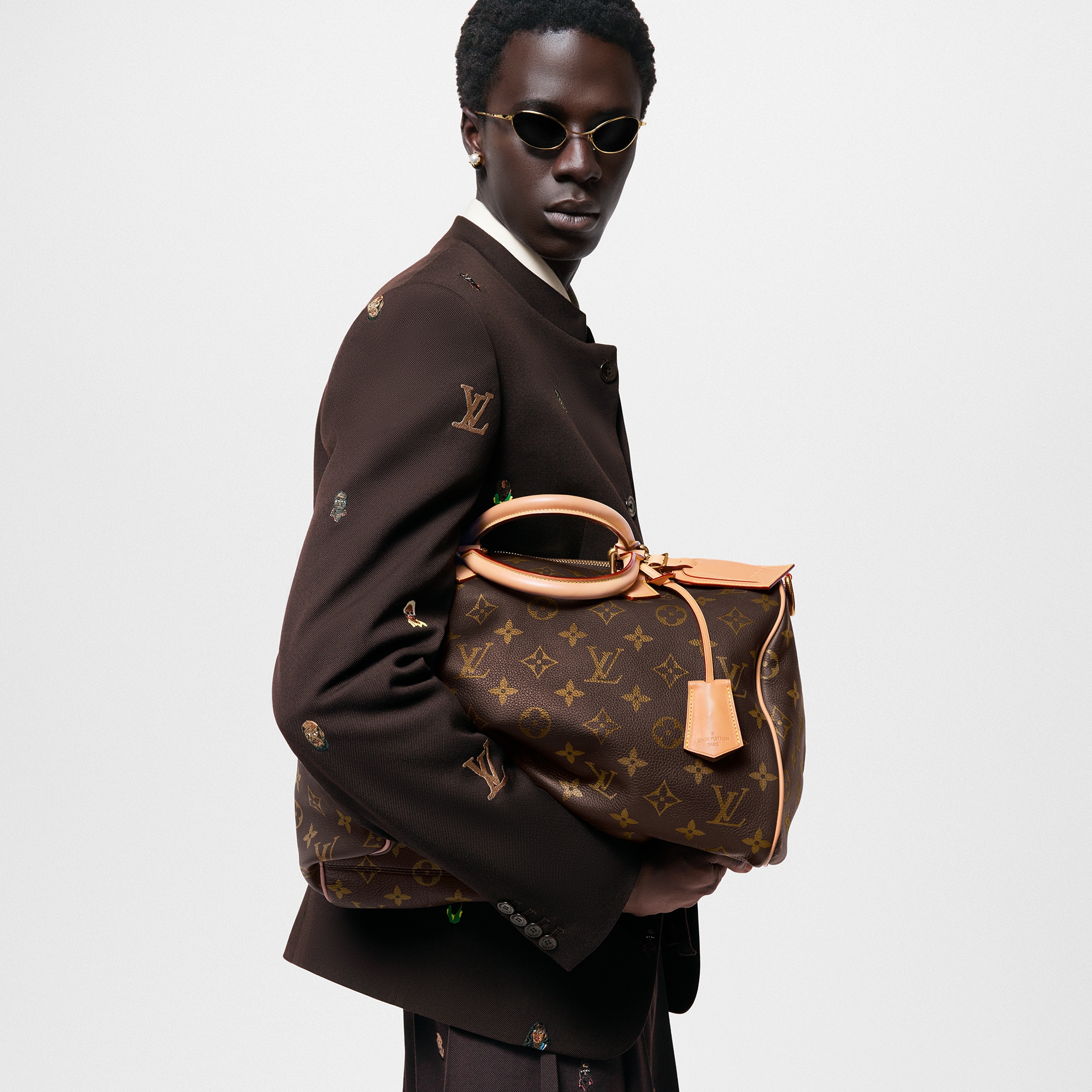 LV} - LVH40 - LVLes Extraordinaires包袋与旅行用品 | 路易威登LOUIS VUITTON官网 (产品缩放)