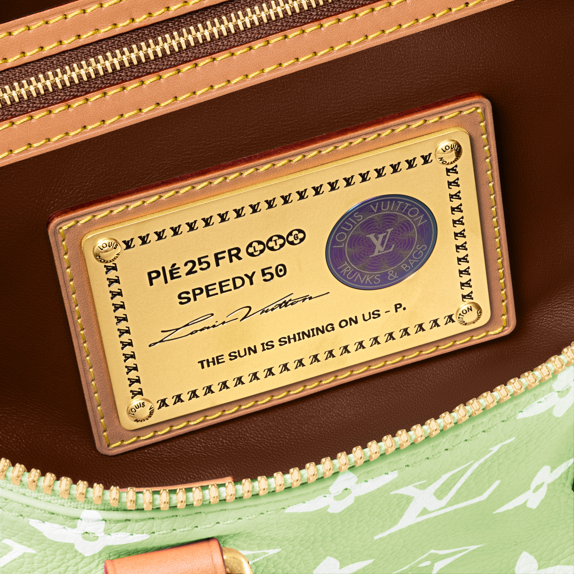 LV} - LVH40 - LVLes Extraordinaires包袋与旅行用品 | 路易威登LOUIS VUITTON官网 (产品缩放)