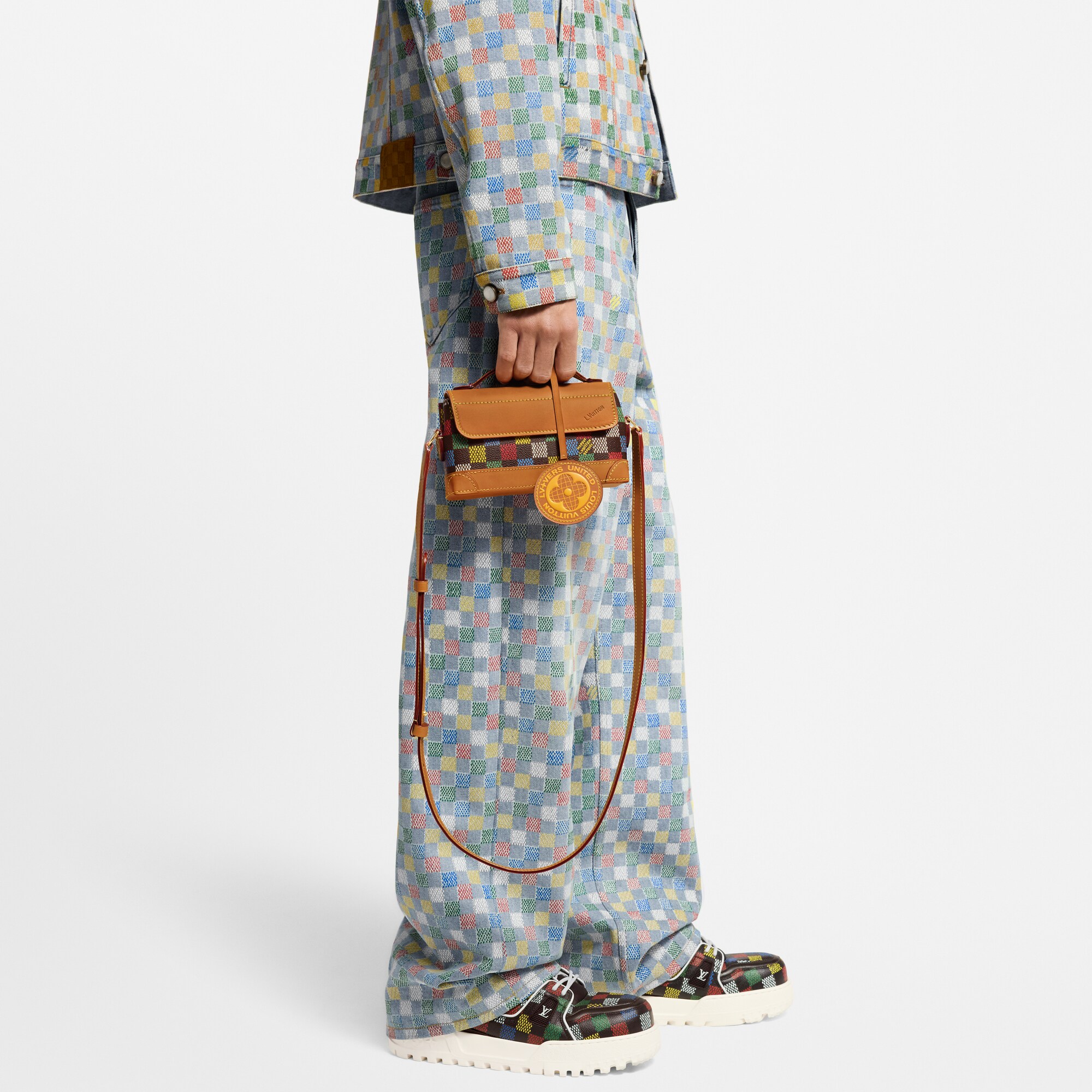 LV} - LVDamier Other - LV男士小型皮具 | 路易威登LOUIS VUITTON官网 (产品缩放)