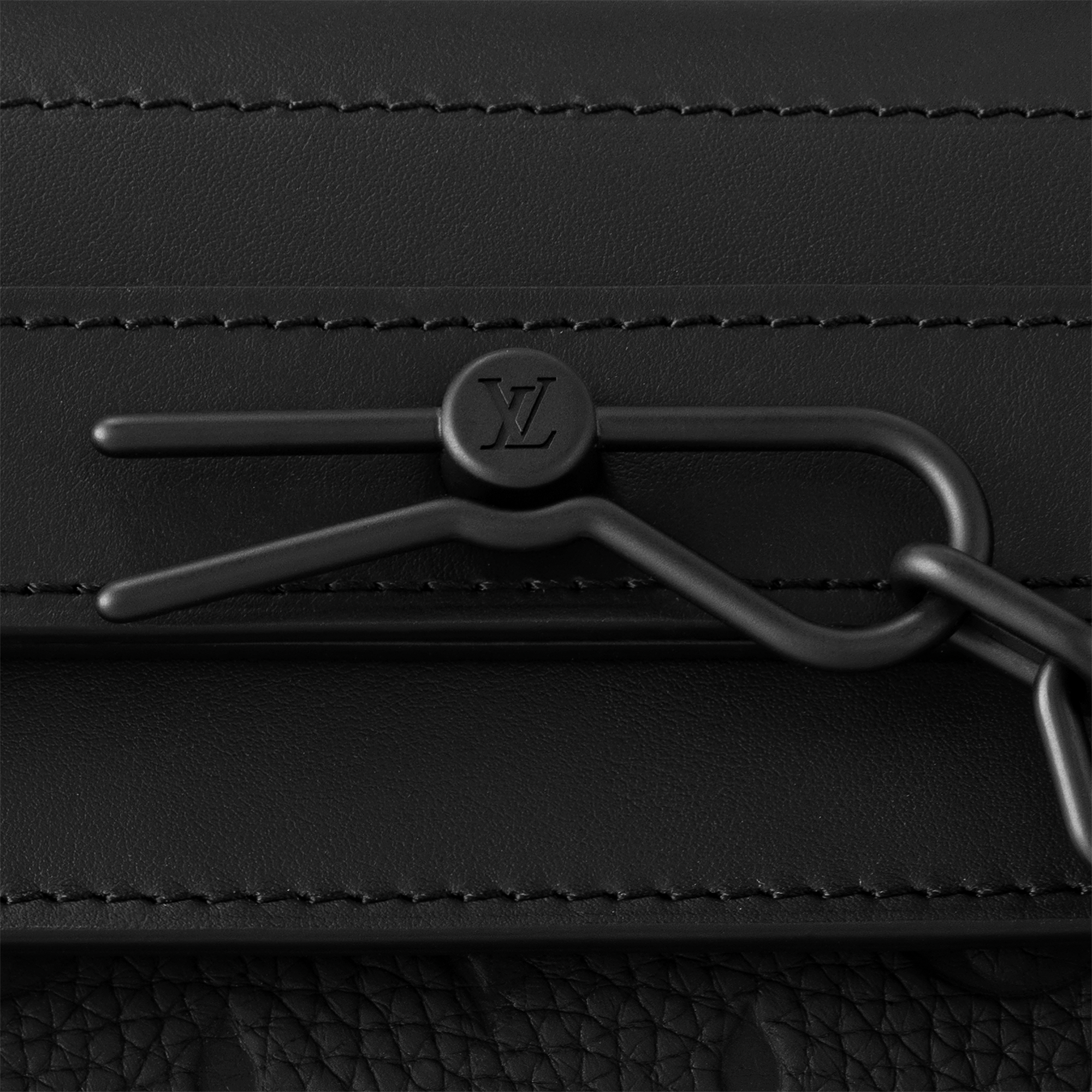 LV} - LVTaurillon Monogram - LV男士时尚包袋 | 路易威登LOUIS VUITTON官网 (产品缩放)