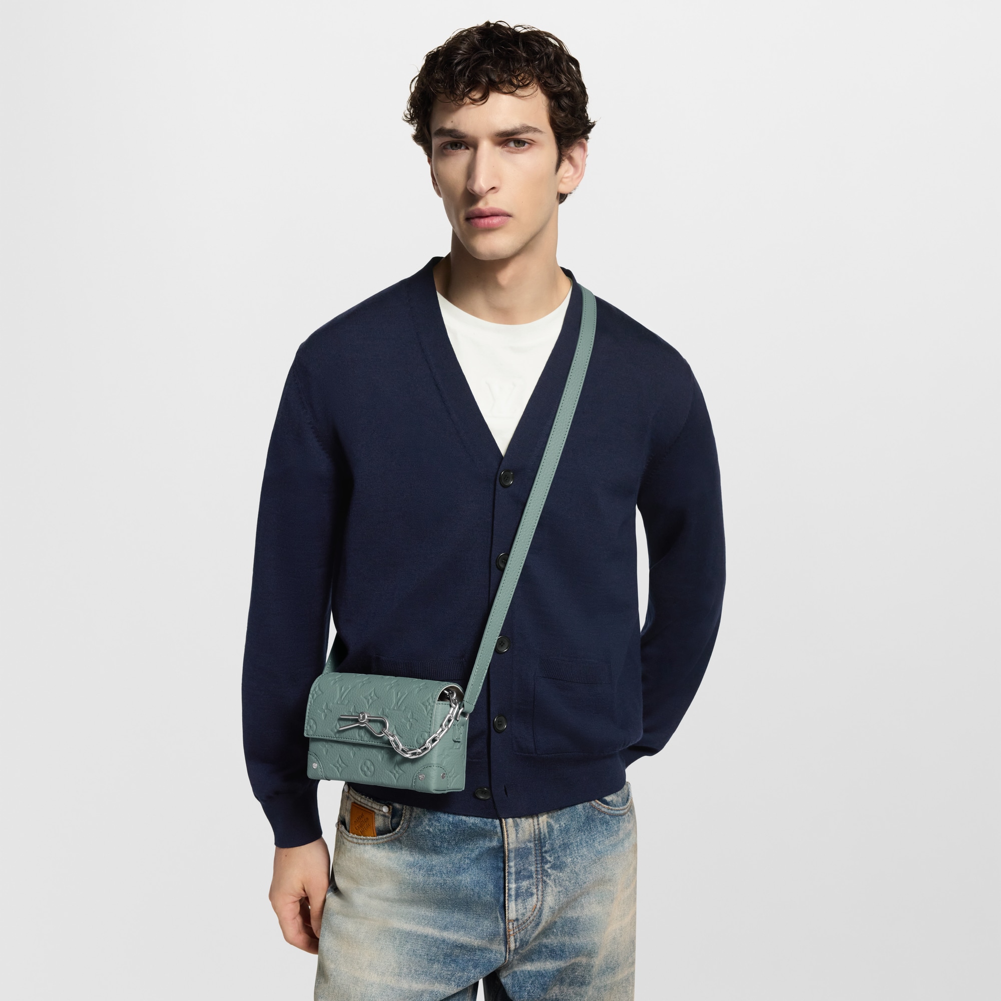 LV} - LVMonogram Taurillon Leather LG - G90 - LV包袋和小型皮具男士包袋 | 路易威登LOUIS VUITTON官网 (产品缩放)