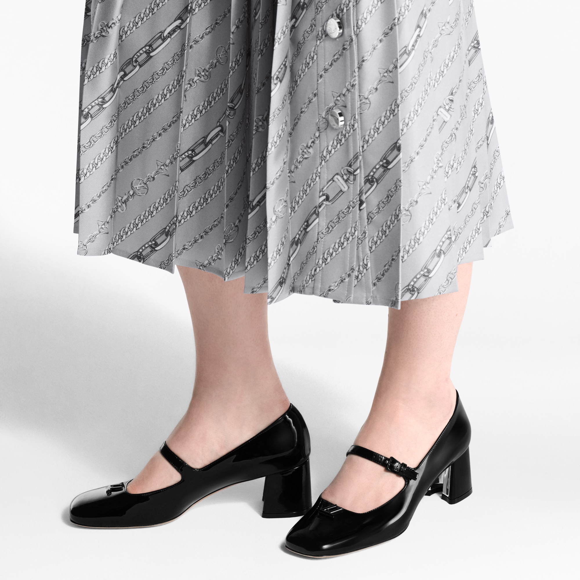 LV} - LV - LV女士鞋履系列 | 路易威登LOUIS VUITTON官网 (产品缩放)