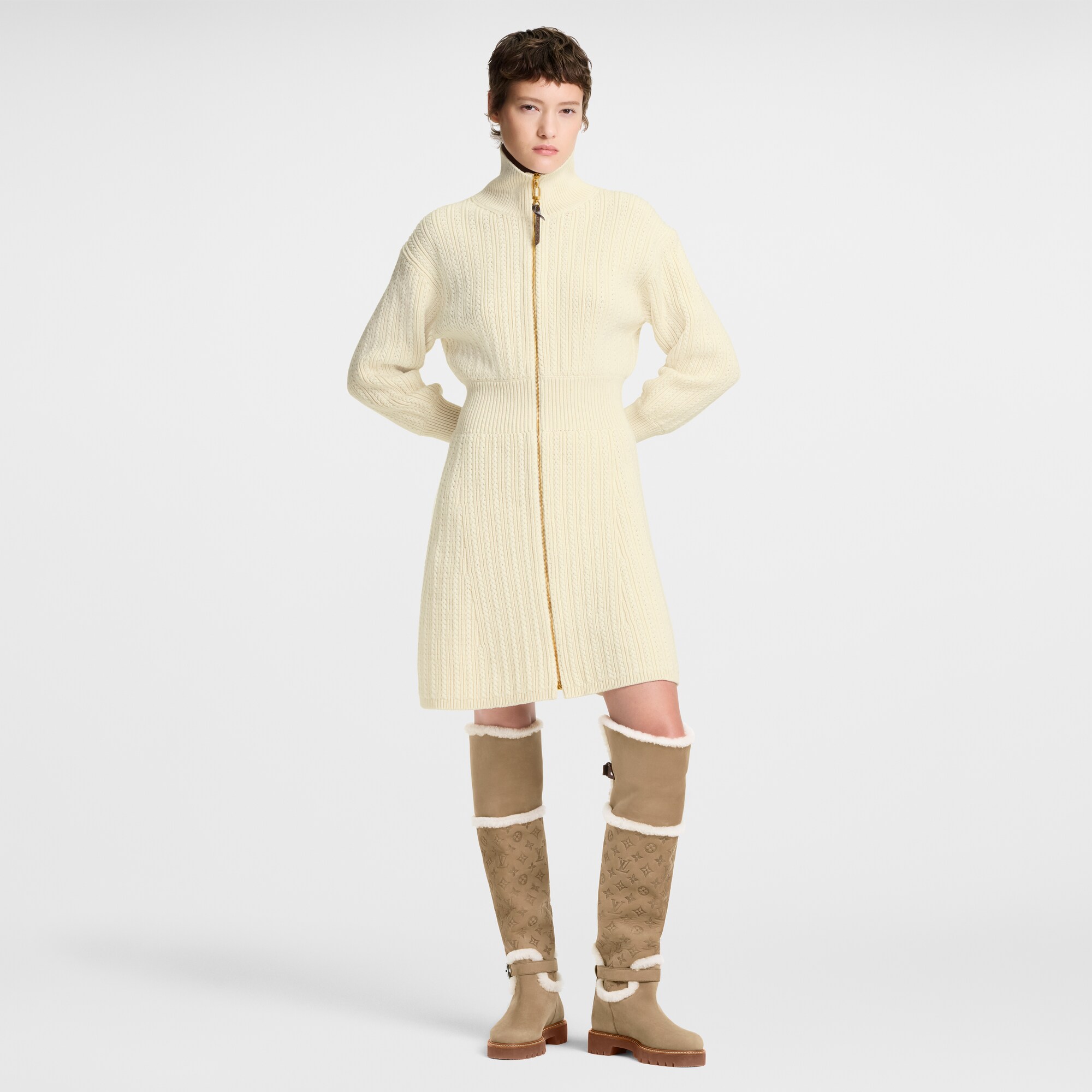 LV} - LV - LV女士鞋履系列 | 路易威登LOUIS VUITTON官网 (产品缩放)