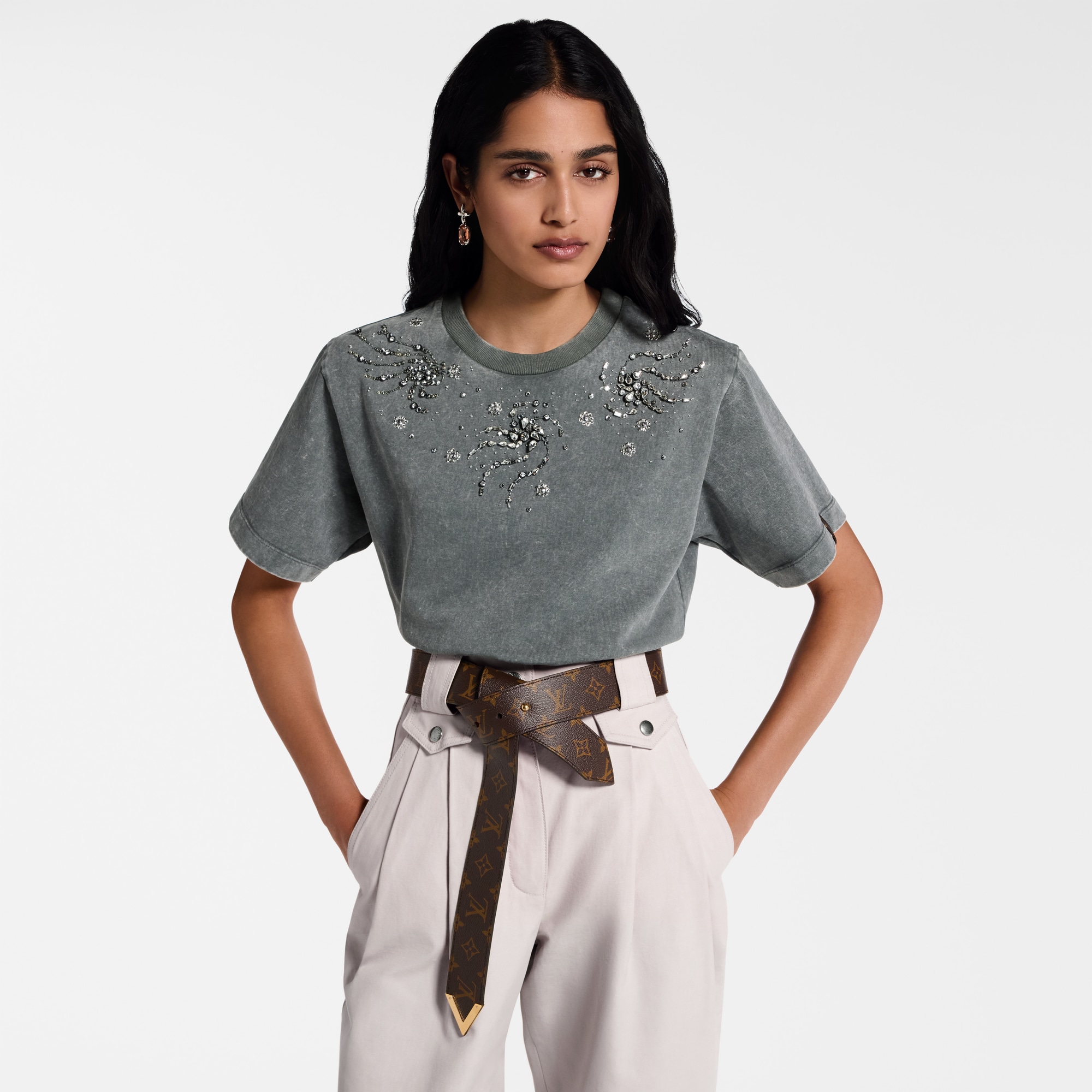 LV} - LV - LV女士灵动配饰 | 路易威登LOUIS VUITTON官网 (产品缩放)